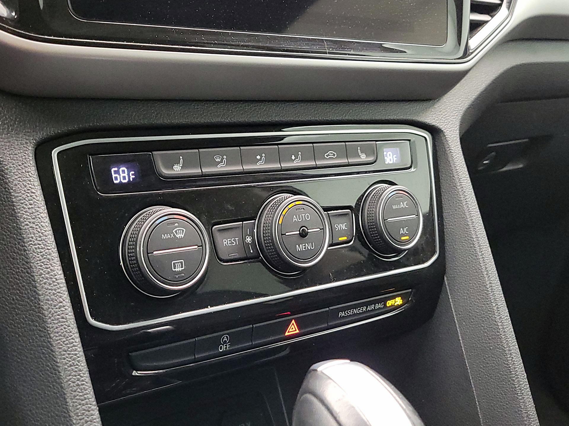 Thumbnail: 2023 Volkswagen Atlas - 16