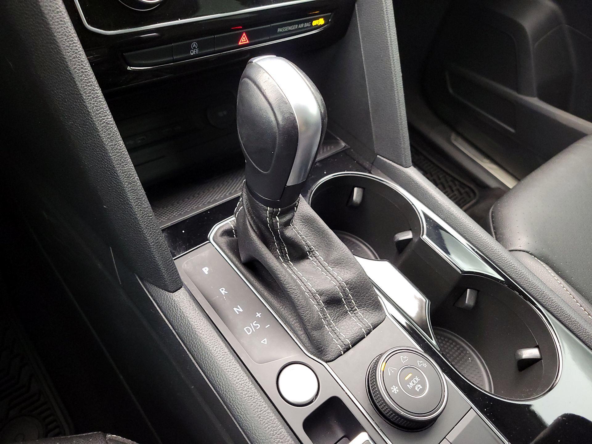 Thumbnail: 2023 Volkswagen Atlas - 17