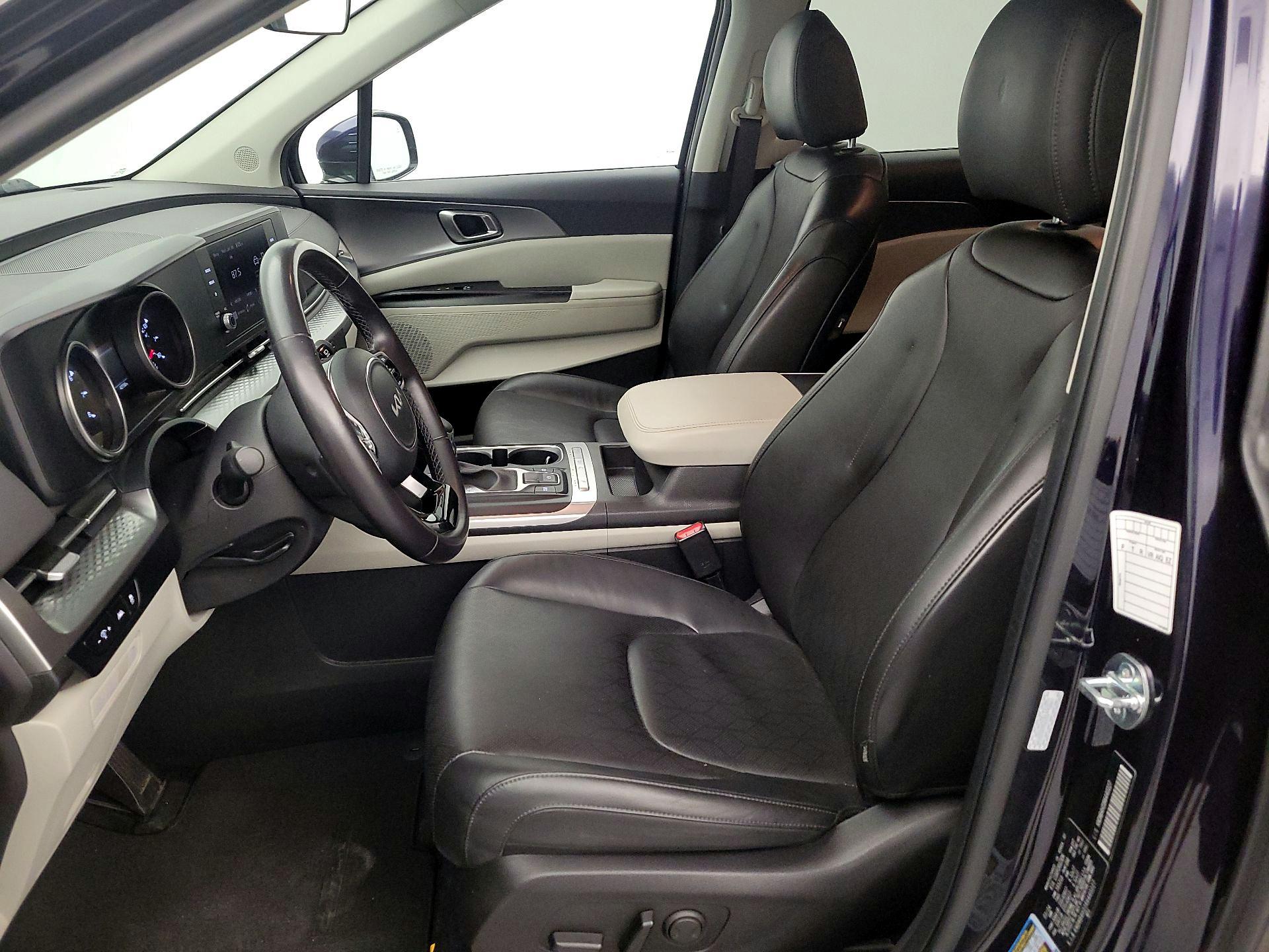 Thumbnail: 2024 Kia Carnival - 11