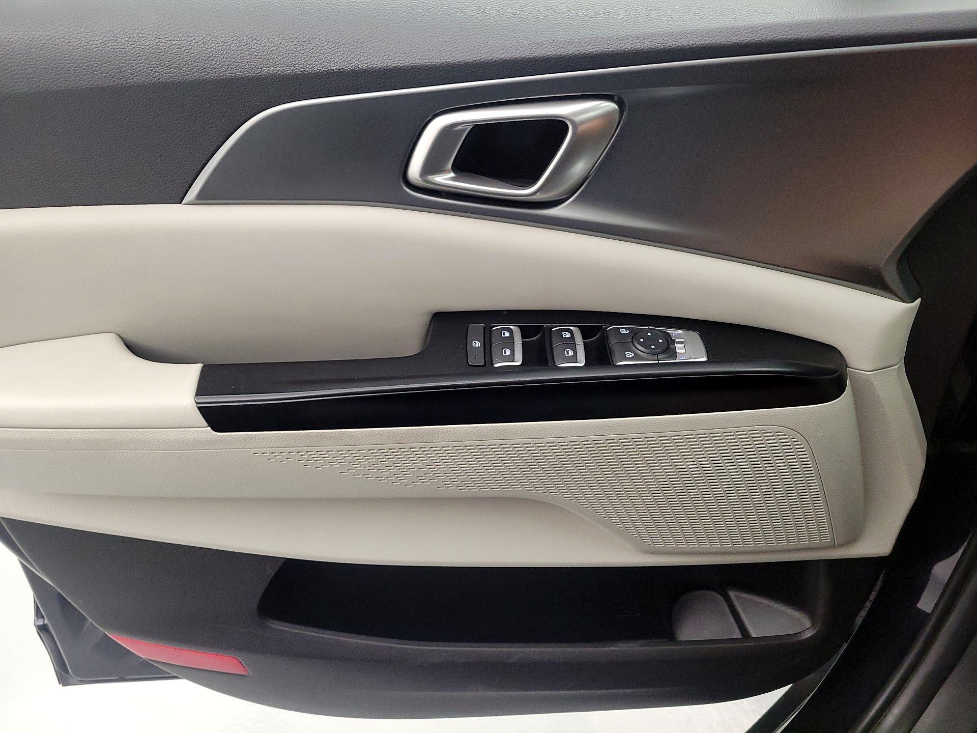 Thumbnail: 2024 Kia Carnival - 12