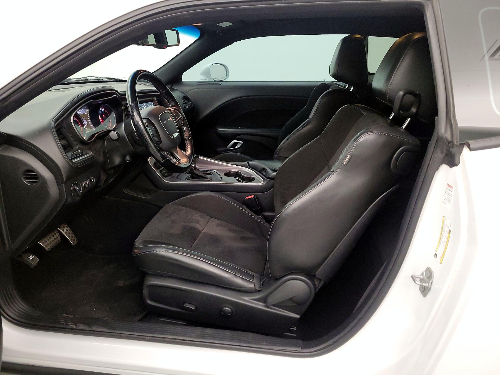 Thumbnail: 2022 Dodge Challenger - 11