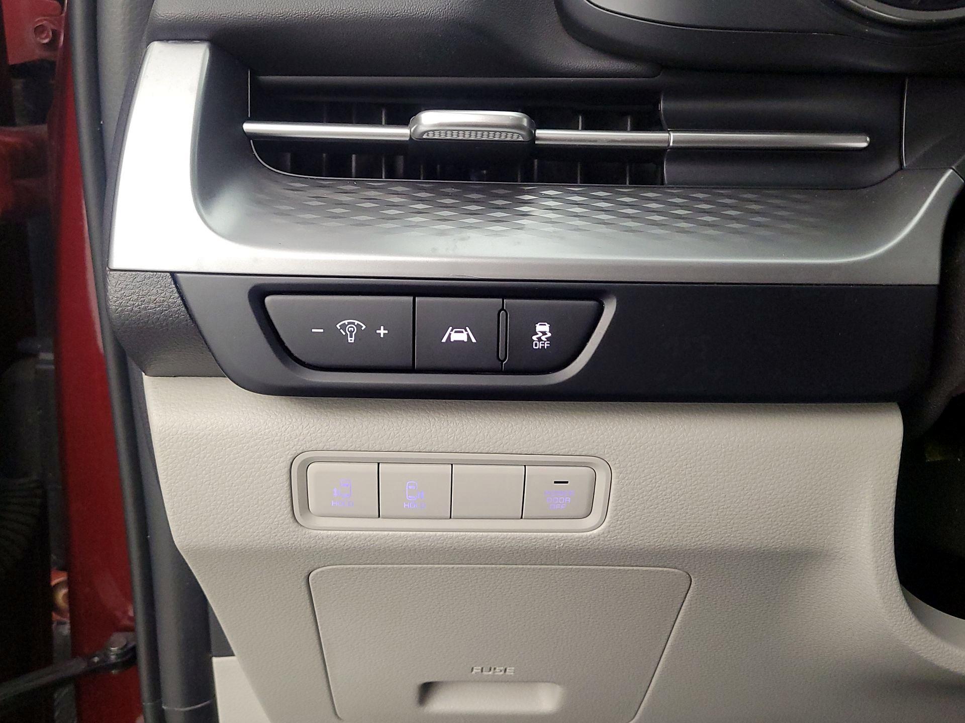 Thumbnail: 2024 Kia Carnival - 13