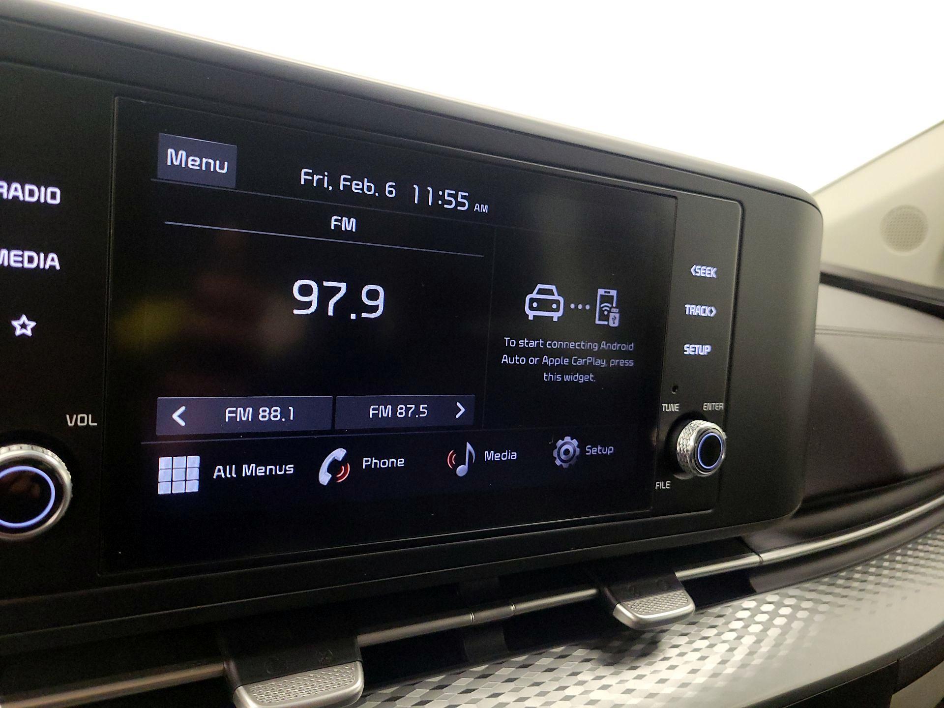 Thumbnail: 2024 Kia Carnival - 15