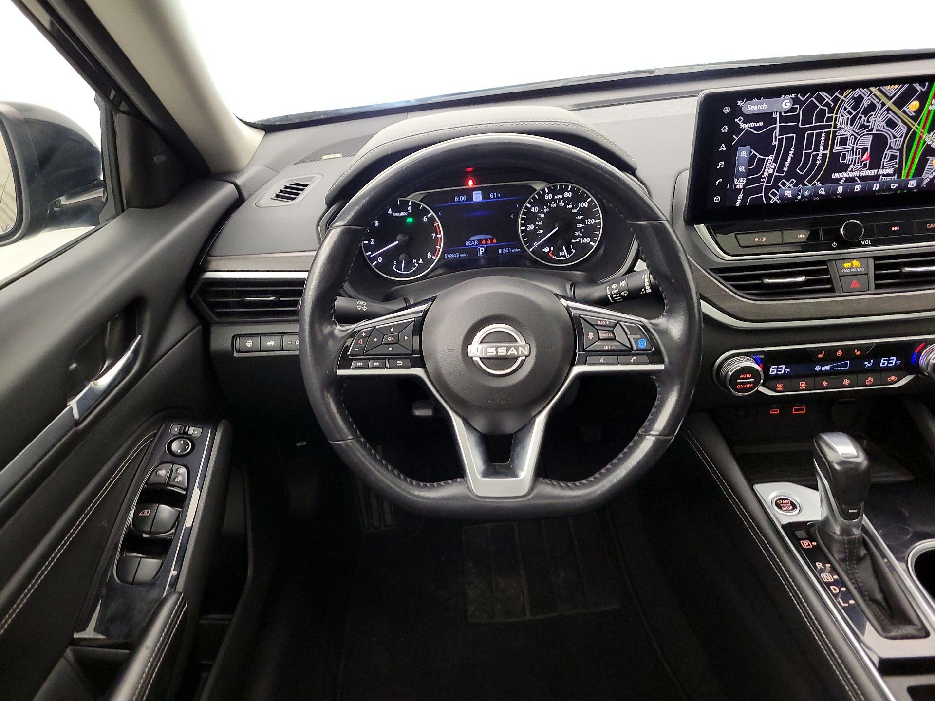 Thumbnail: 2023 Nissan Altima - 10