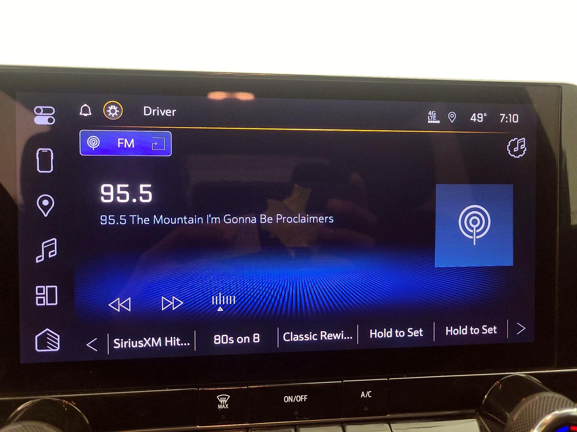 Thumbnail: 2023 Chevrolet Colorado - 15