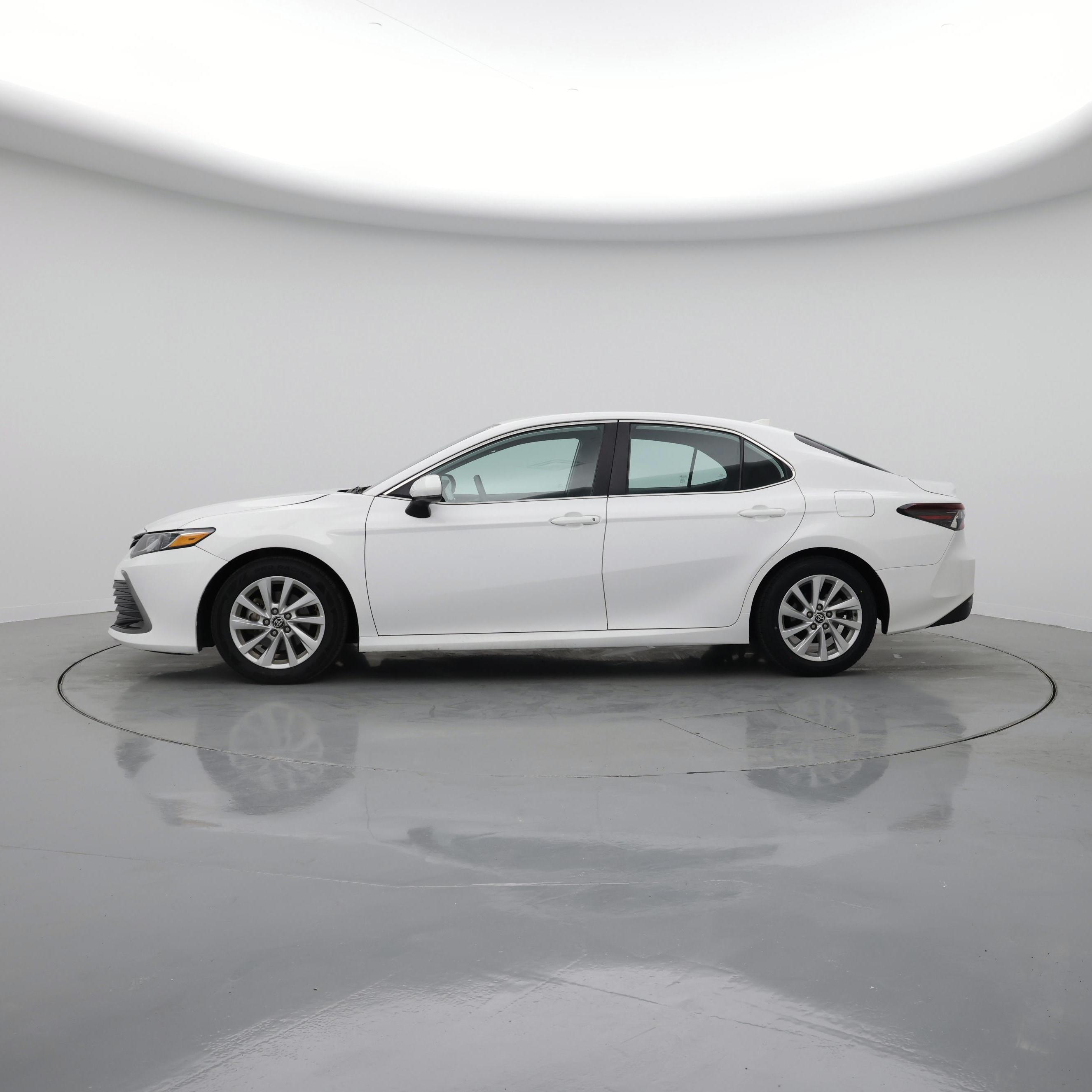 Thumbnail: 2024 Toyota Camry - 3