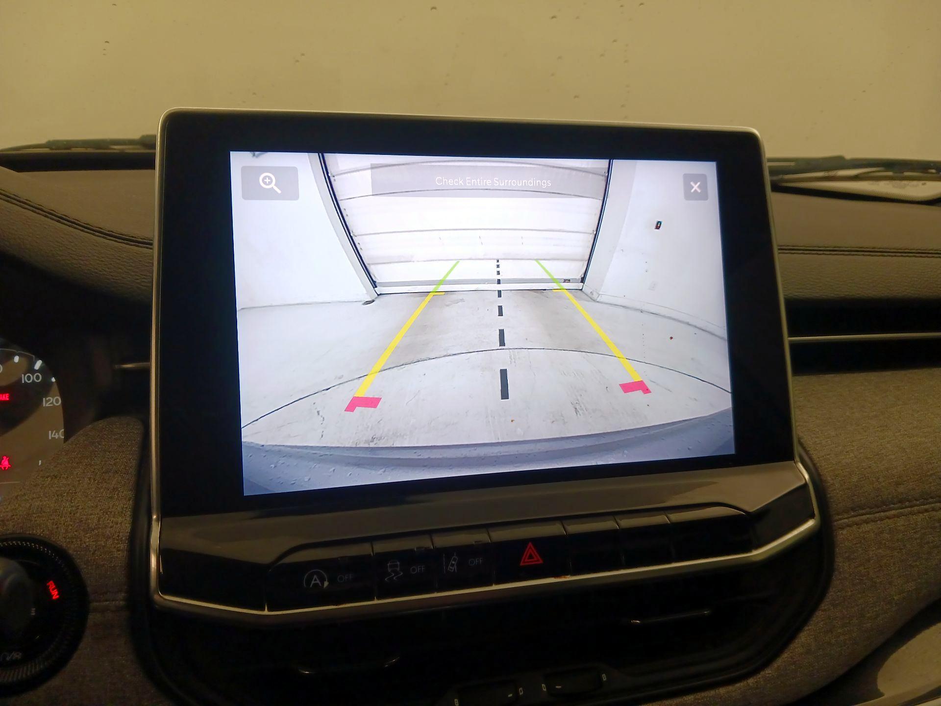 Thumbnail: 2023 Jeep Compass - 14