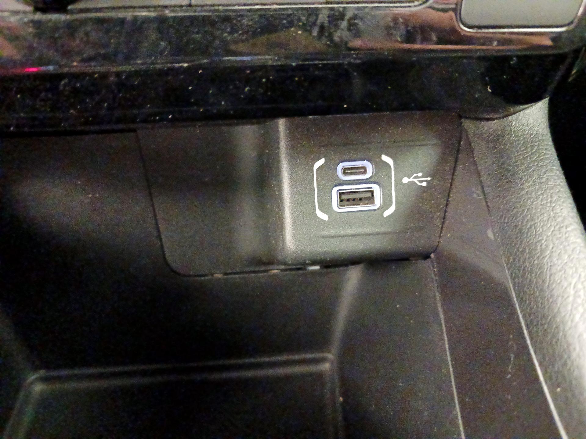 Thumbnail: 2023 Jeep Compass - 18