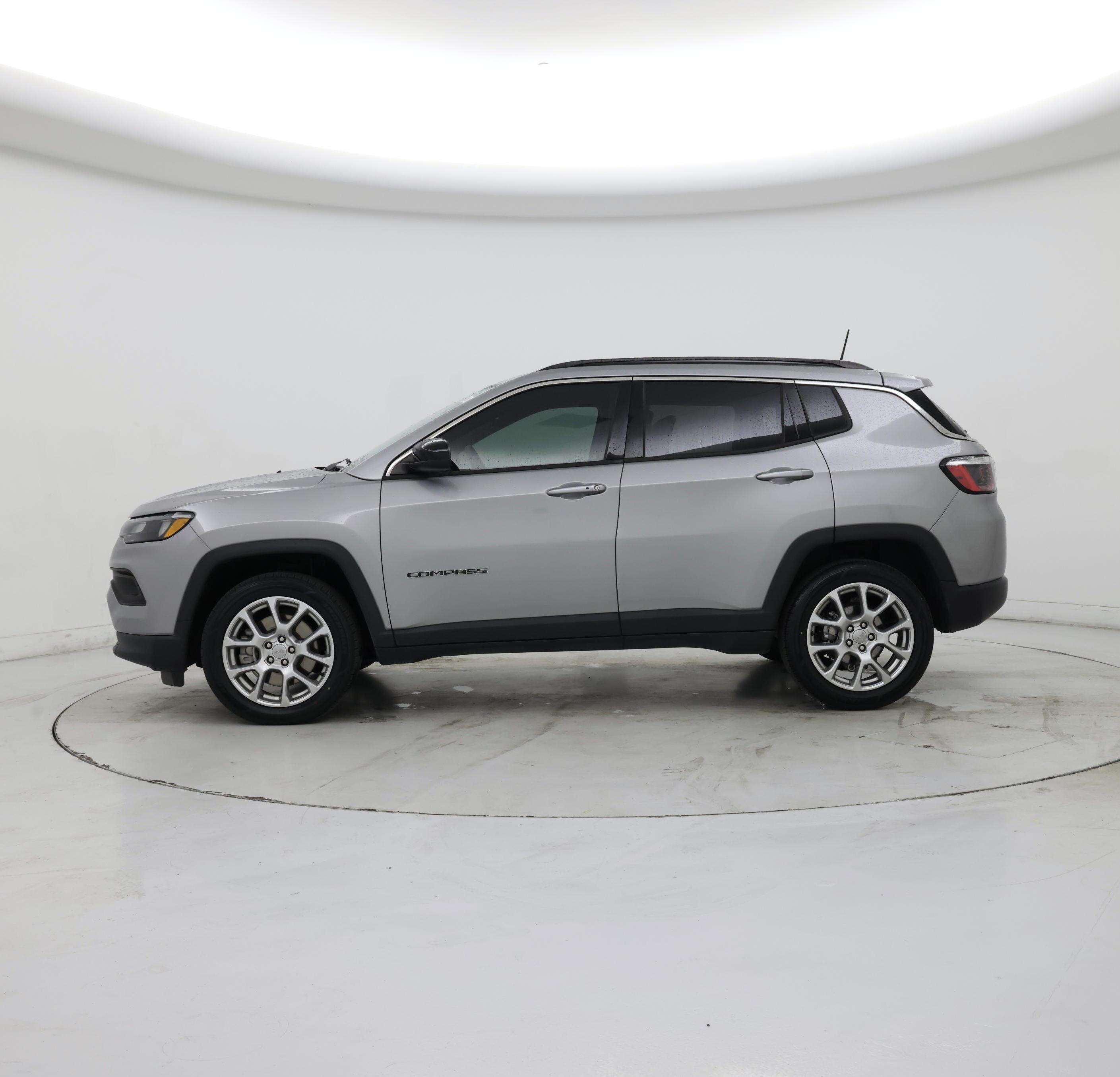 Thumbnail: 2023 Jeep Compass - 3