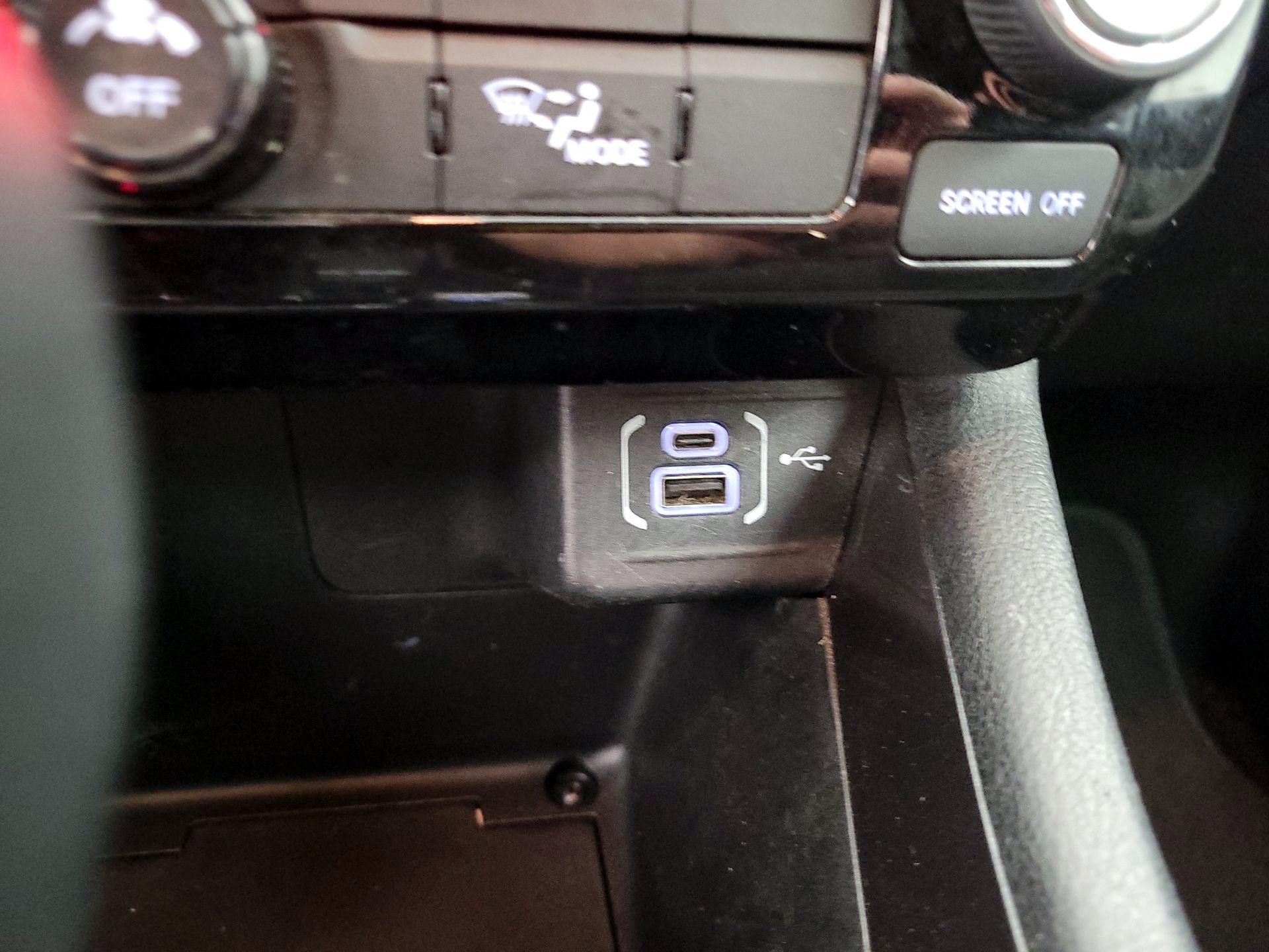 Thumbnail: 2024 Jeep Compass - 18