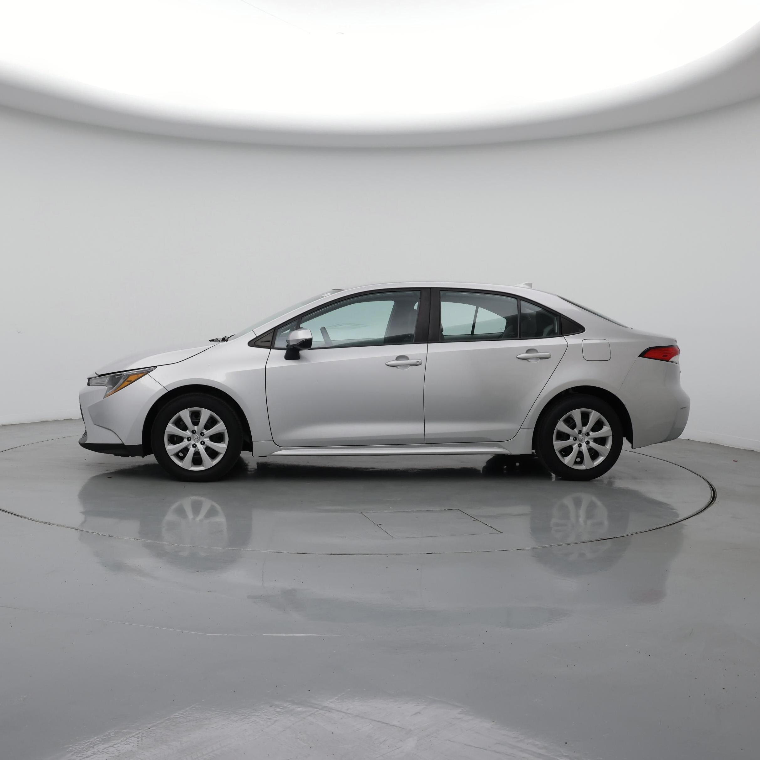 Thumbnail: 2021 Toyota Corolla - 3