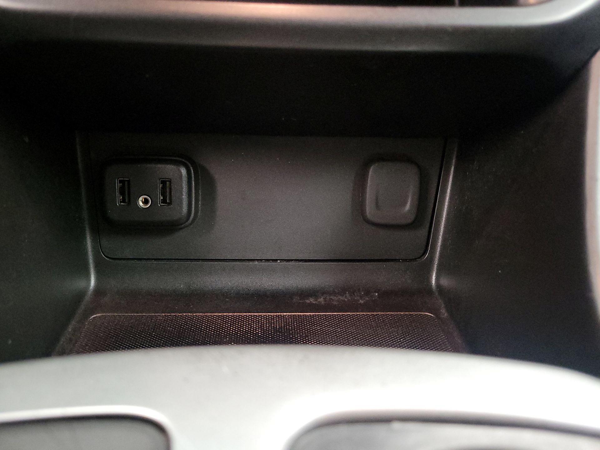 Thumbnail: 2022 Chevrolet Colorado - 18