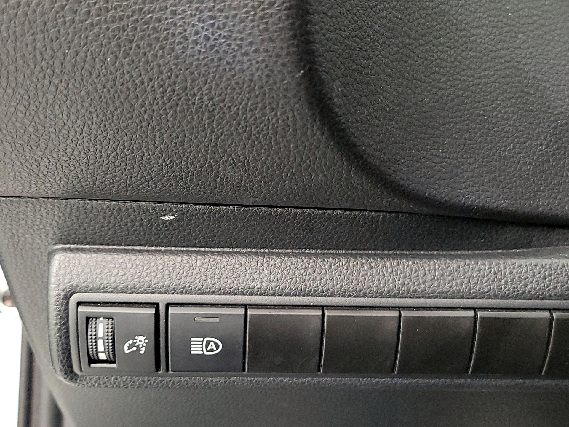 Thumbnail: 2024 Toyota Corolla - 13