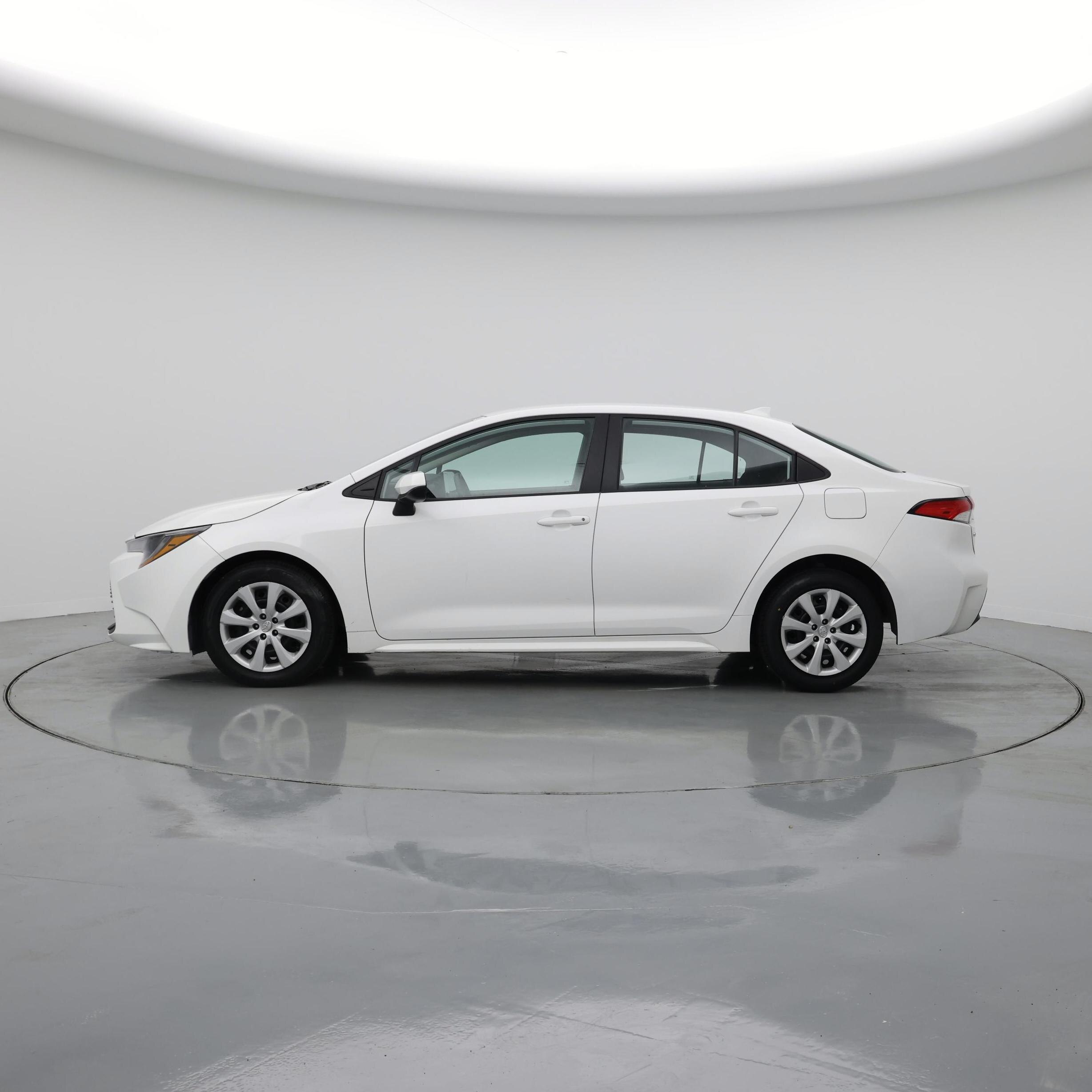 Thumbnail: 2024 Toyota Corolla - 3