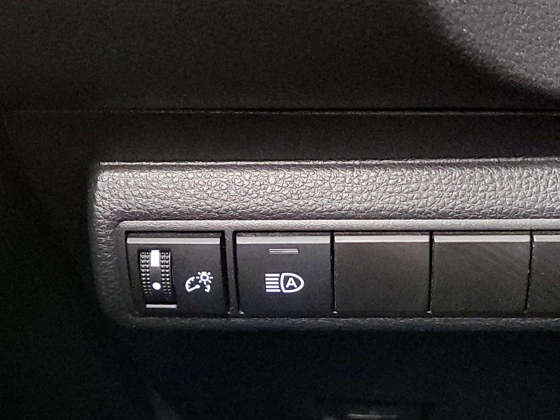 Thumbnail: 2024 Toyota Corolla - 13