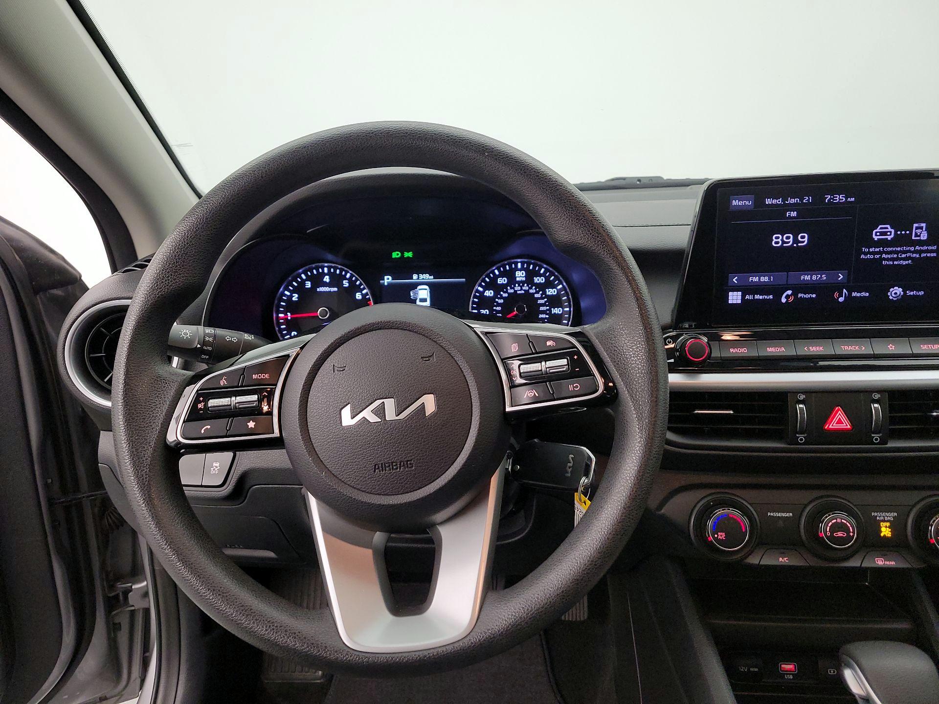 Thumbnail: 2024 Kia Forte - 10