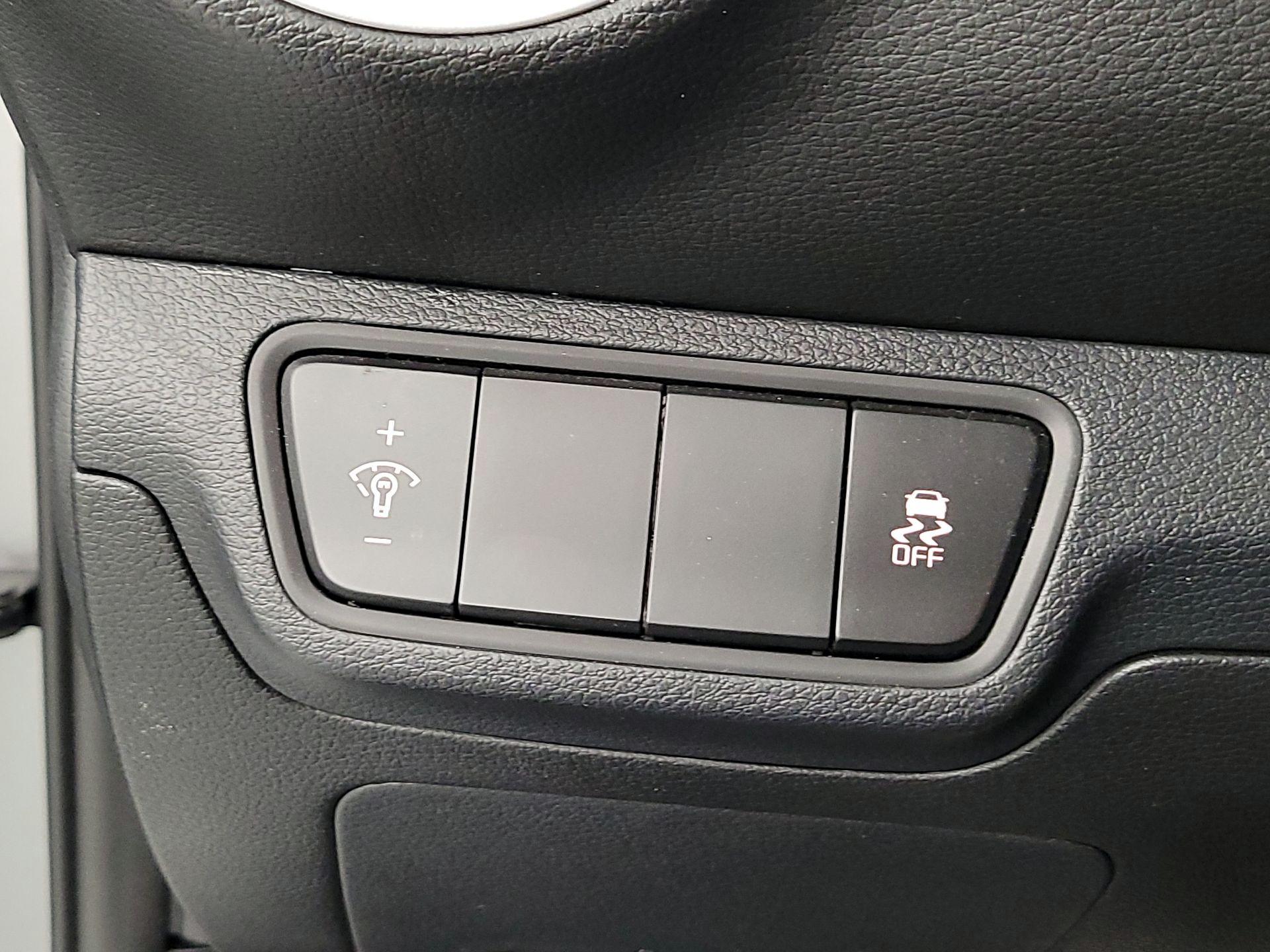 Thumbnail: 2024 Kia Forte - 13