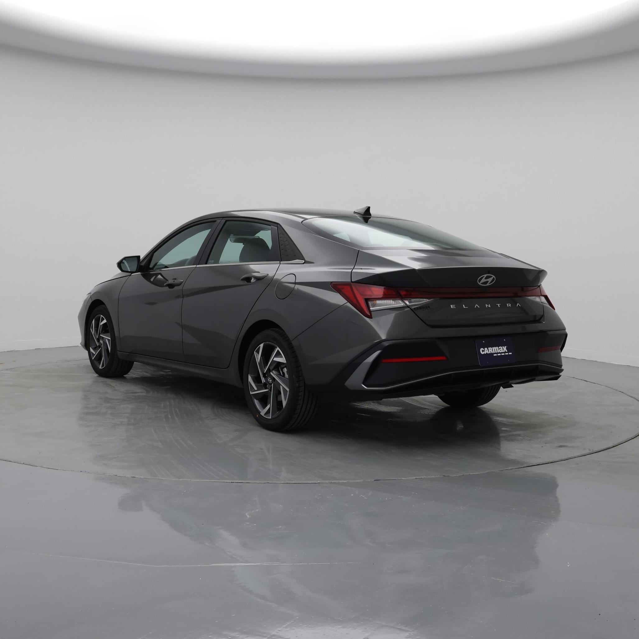 Thumbnail: 2025 Hyundai Elantra - 2