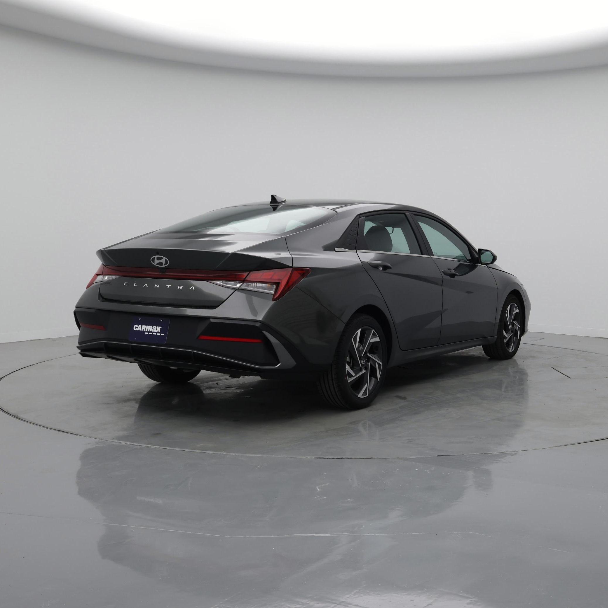 Thumbnail: 2025 Hyundai Elantra - 8