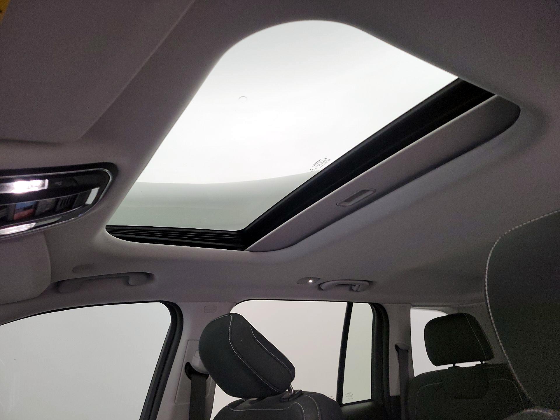 Thumbnail: 2023 Jeep Grand Cherokee - 19