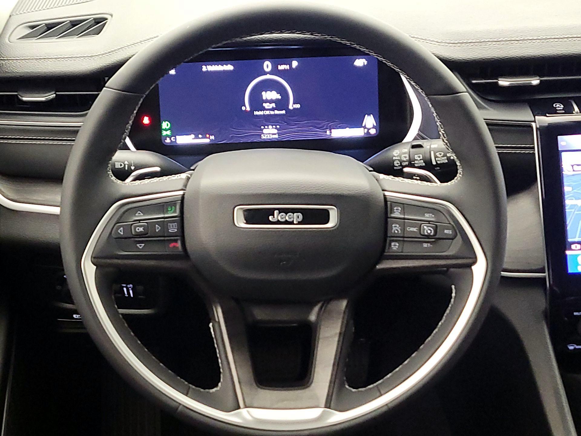 Thumbnail: 2024 Jeep Grand Cherokee - 10