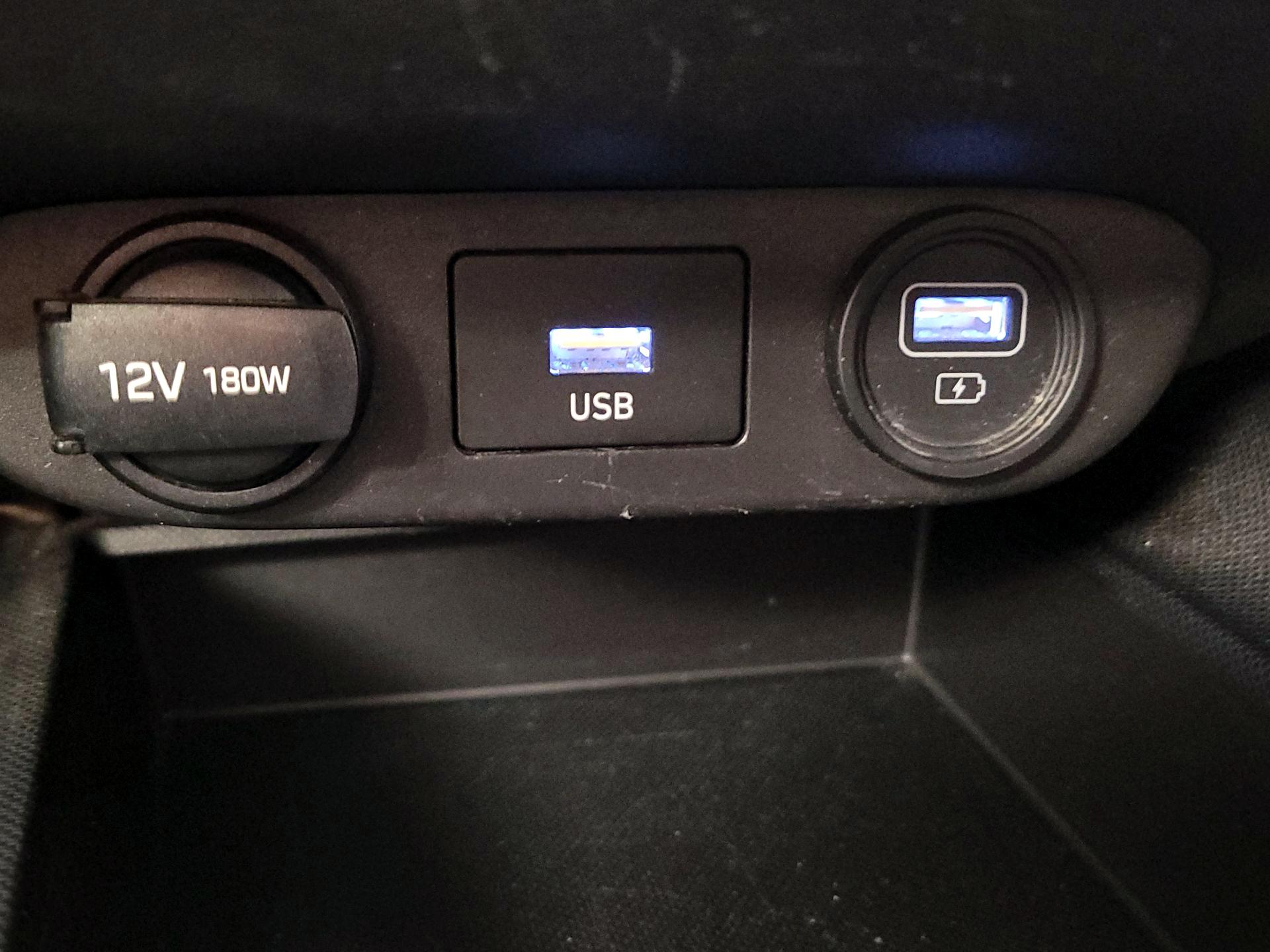 Thumbnail: 2021 Hyundai Elantra - 18