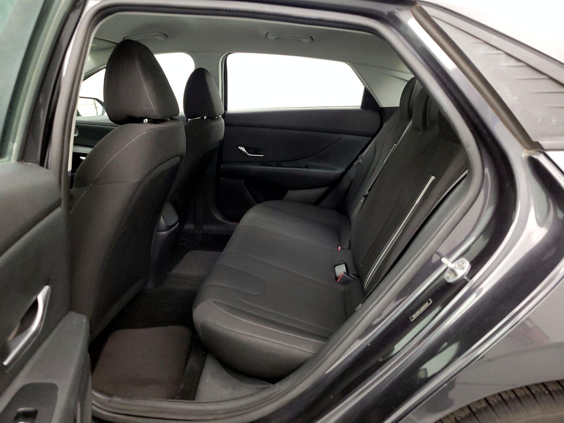 Thumbnail: 2021 Hyundai Elantra - 19