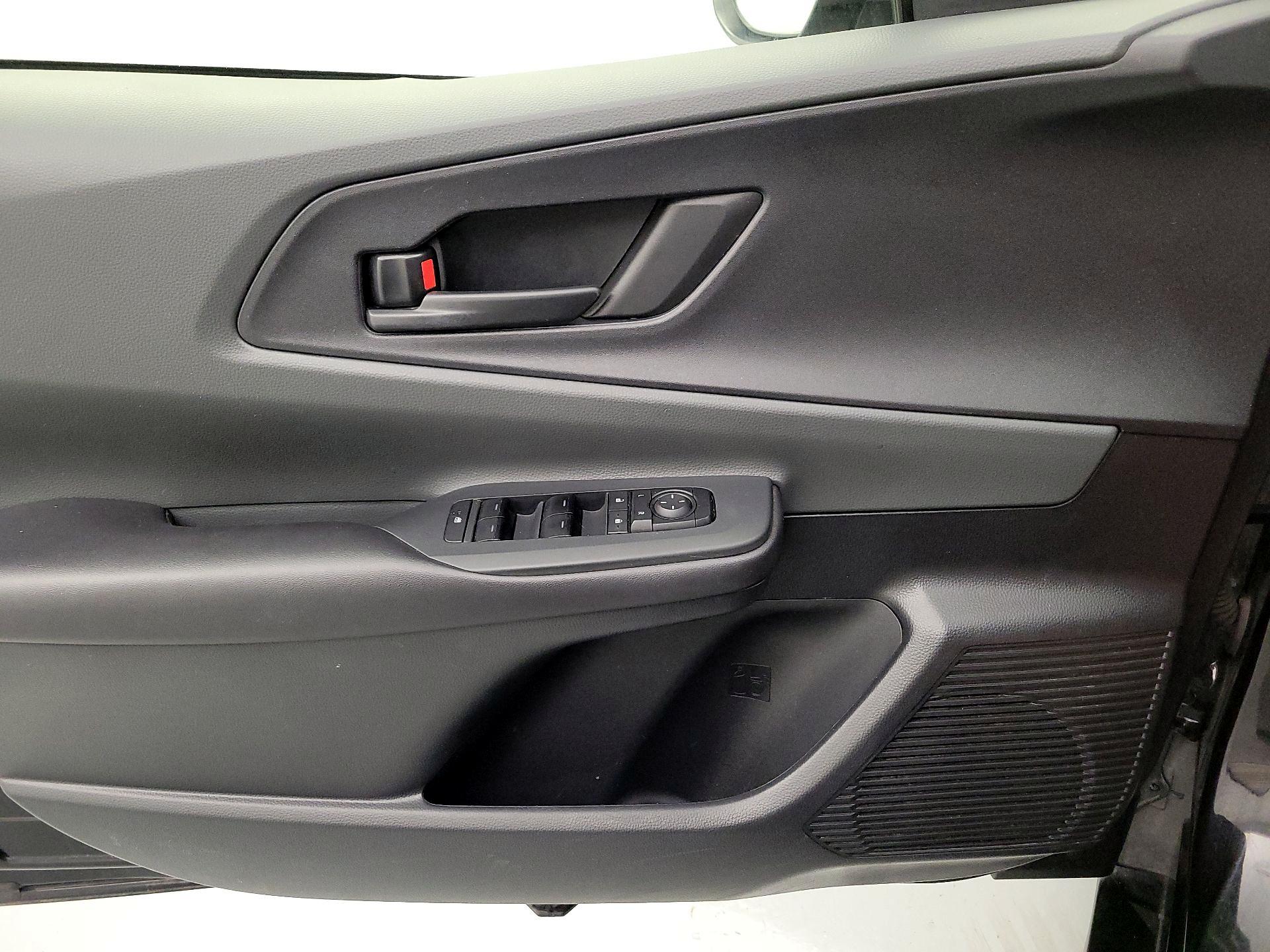 Thumbnail: 2024 Toyota Prius - 12