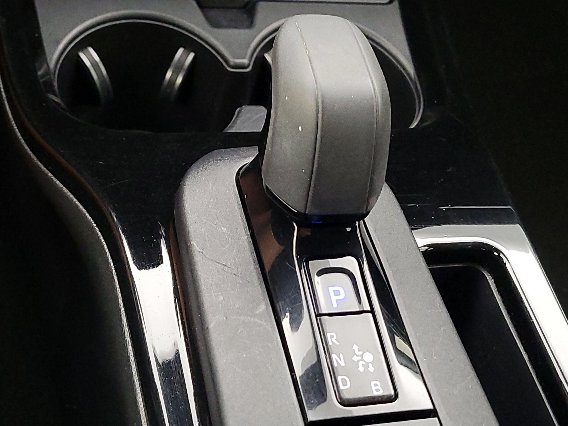 Thumbnail: 2024 Toyota Prius - 18