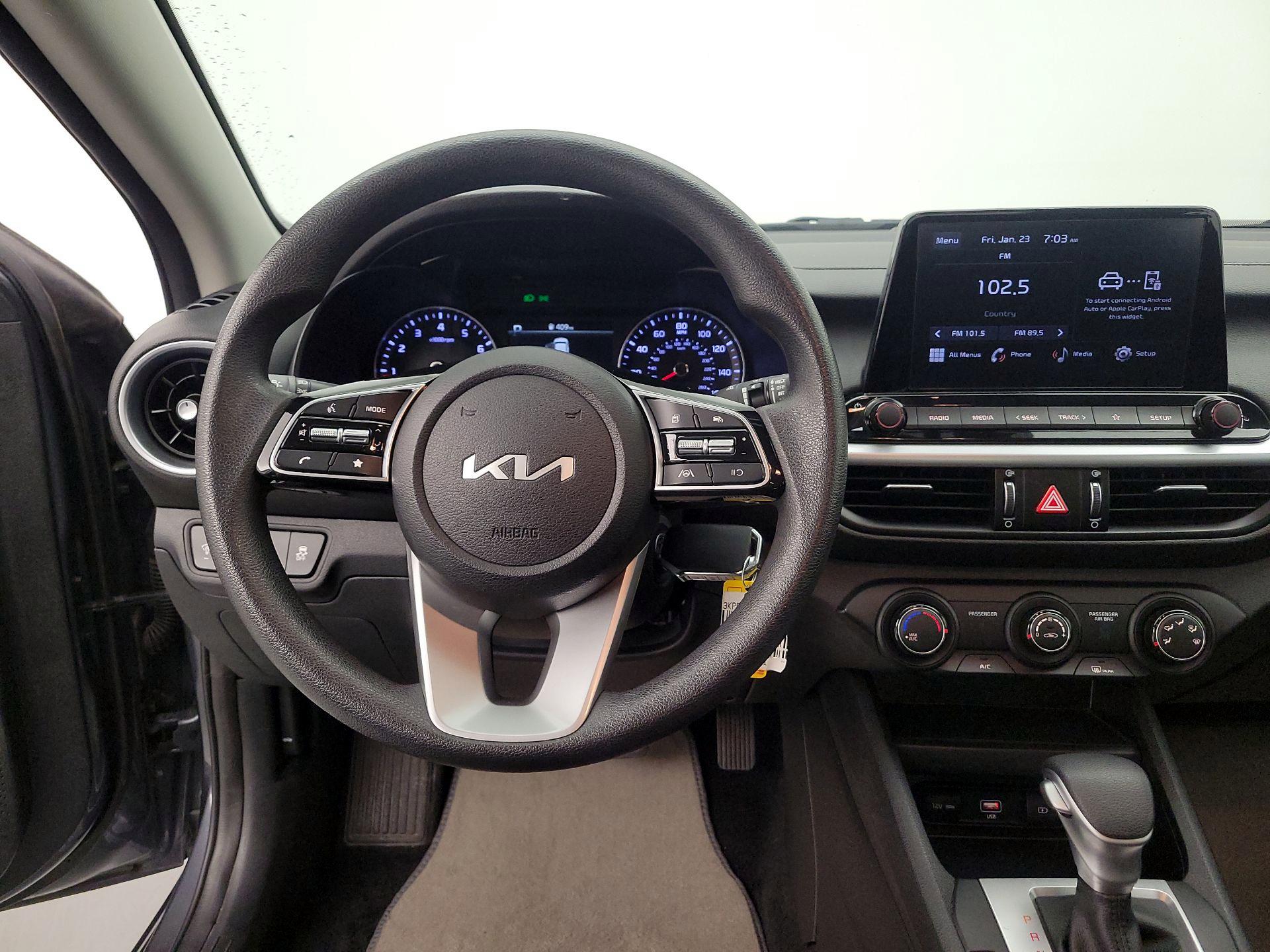 Thumbnail: 2024 Kia Forte - 10