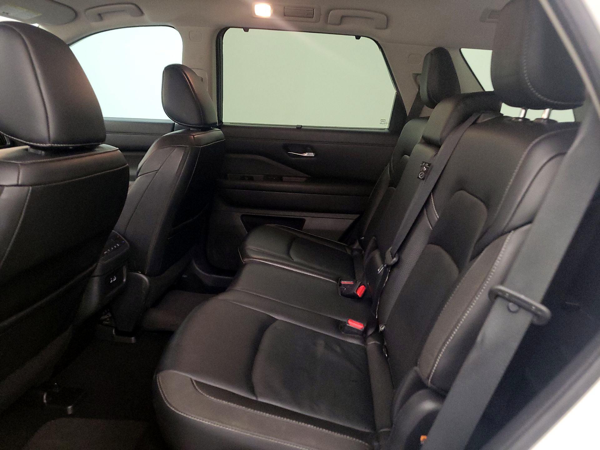 Thumbnail: 2023 Nissan Pathfinder - 19