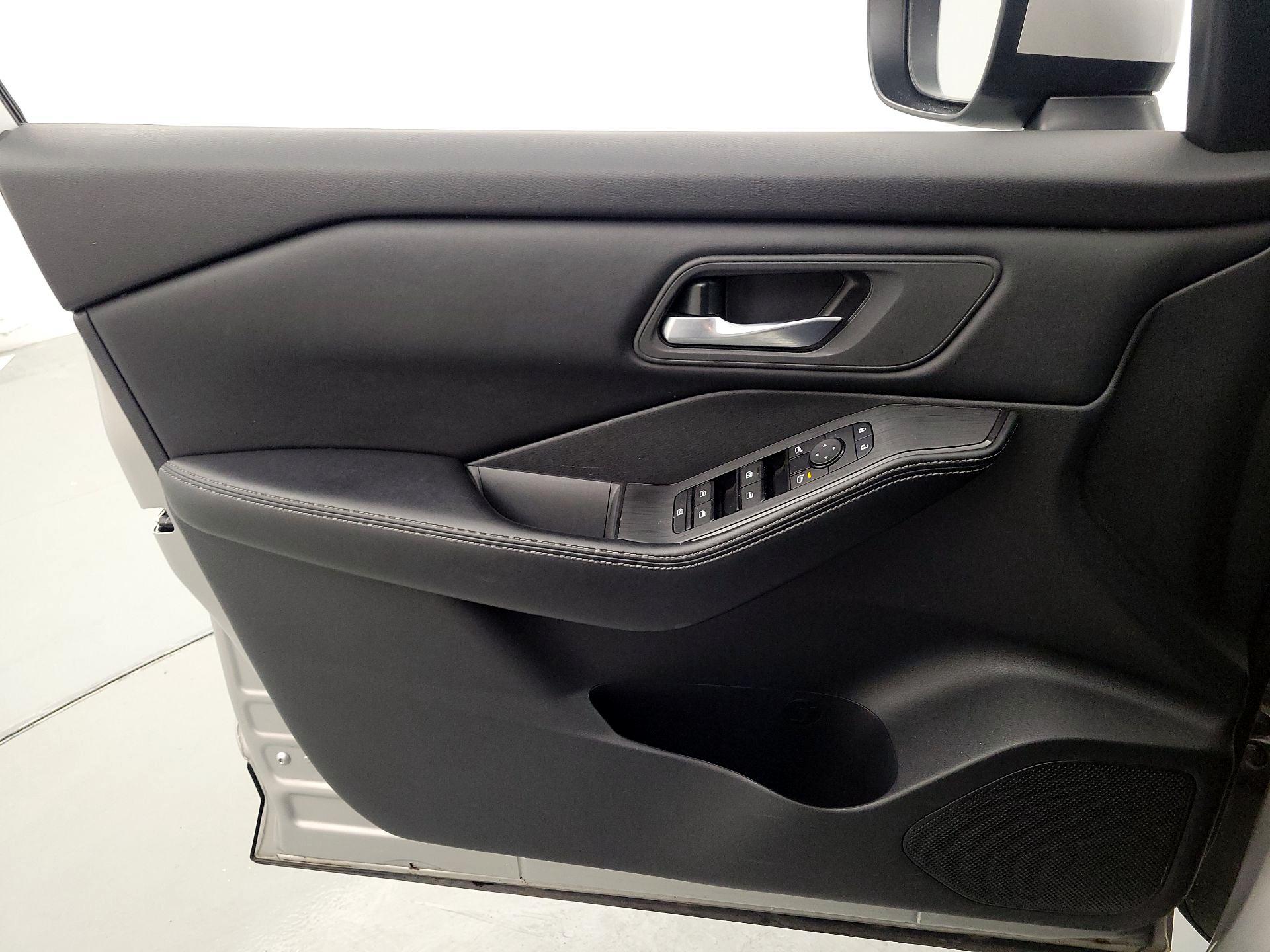 Thumbnail: 2024 Nissan Rogue - 12