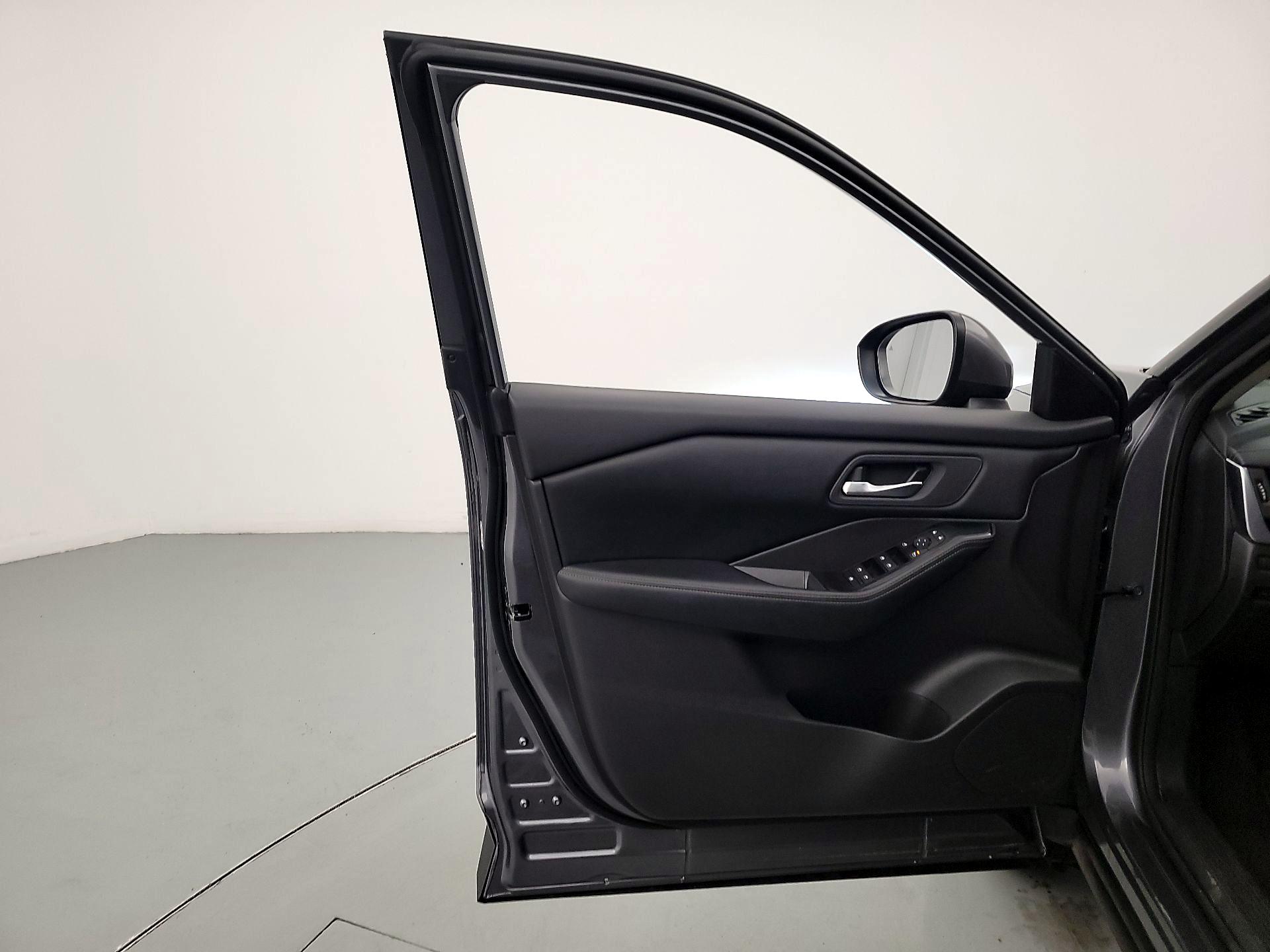 Thumbnail: 2024 Nissan Rogue - 12