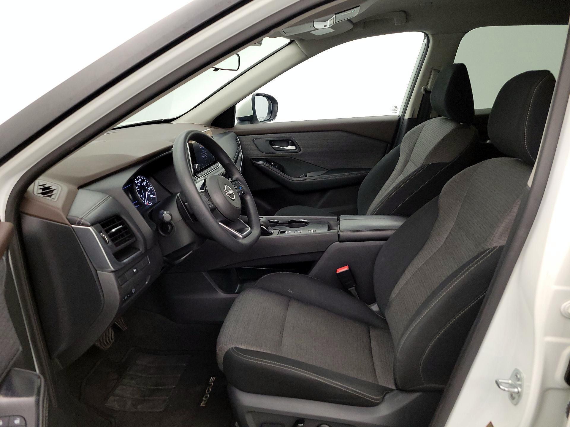 Thumbnail: 2023 Nissan Rogue - 11