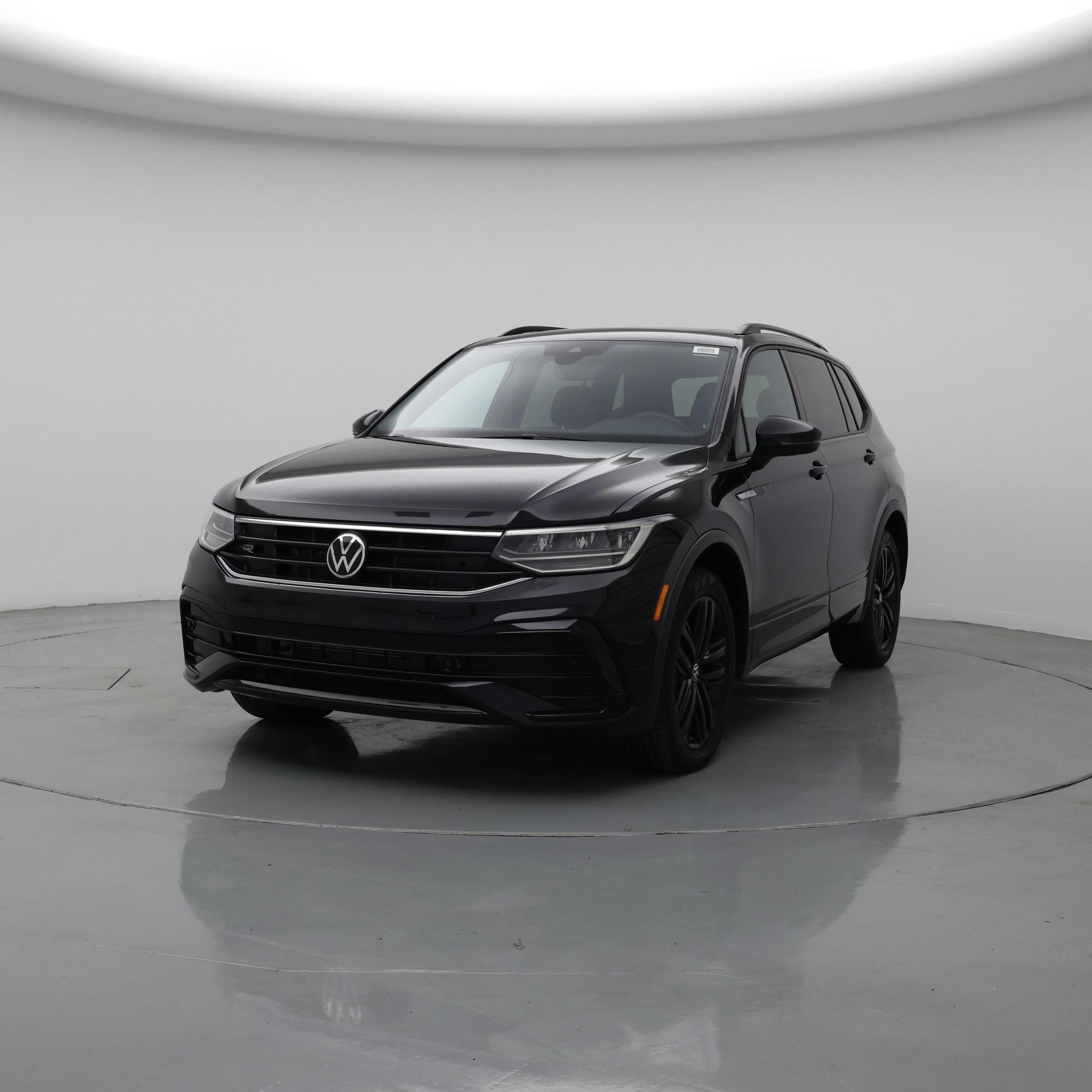 Thumbnail: 2022 Volkswagen Tiguan - 4