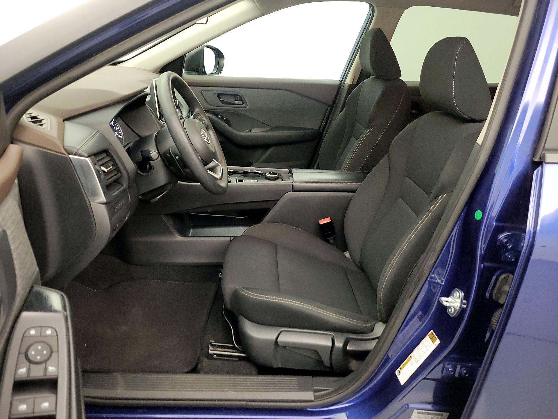 Thumbnail: 2023 Nissan Rogue - 11