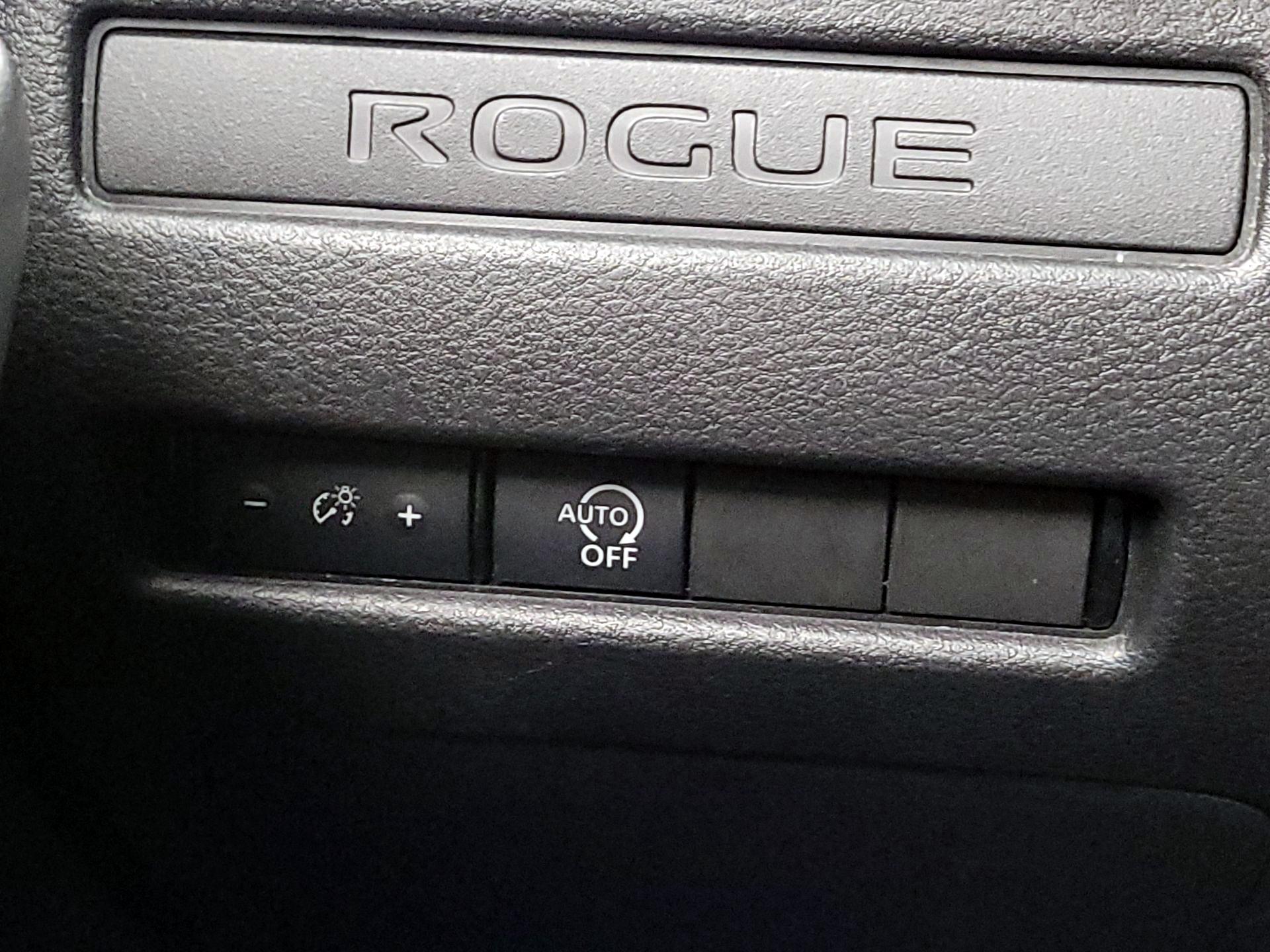 Thumbnail: 2023 Nissan Rogue - 13