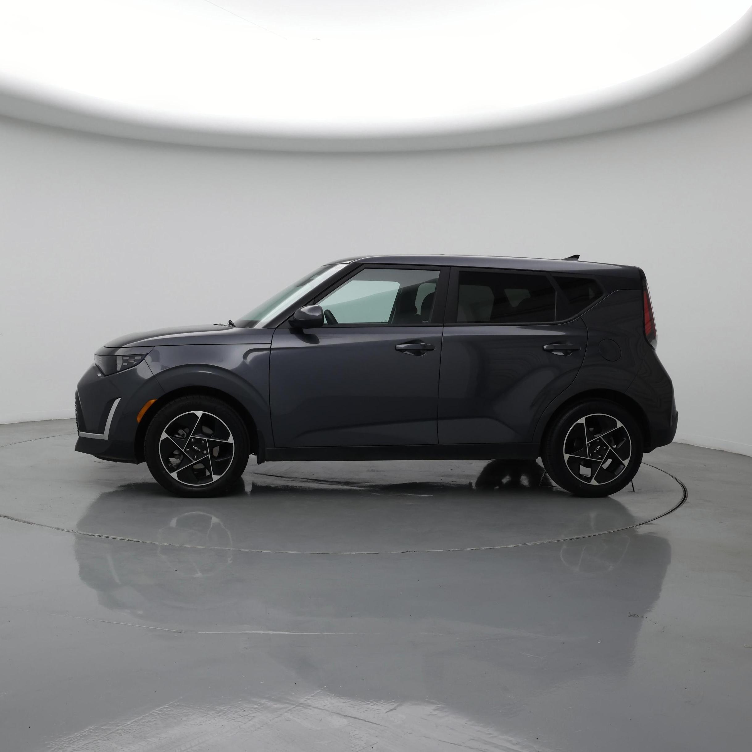 Thumbnail: 2023 Kia Soul - 3