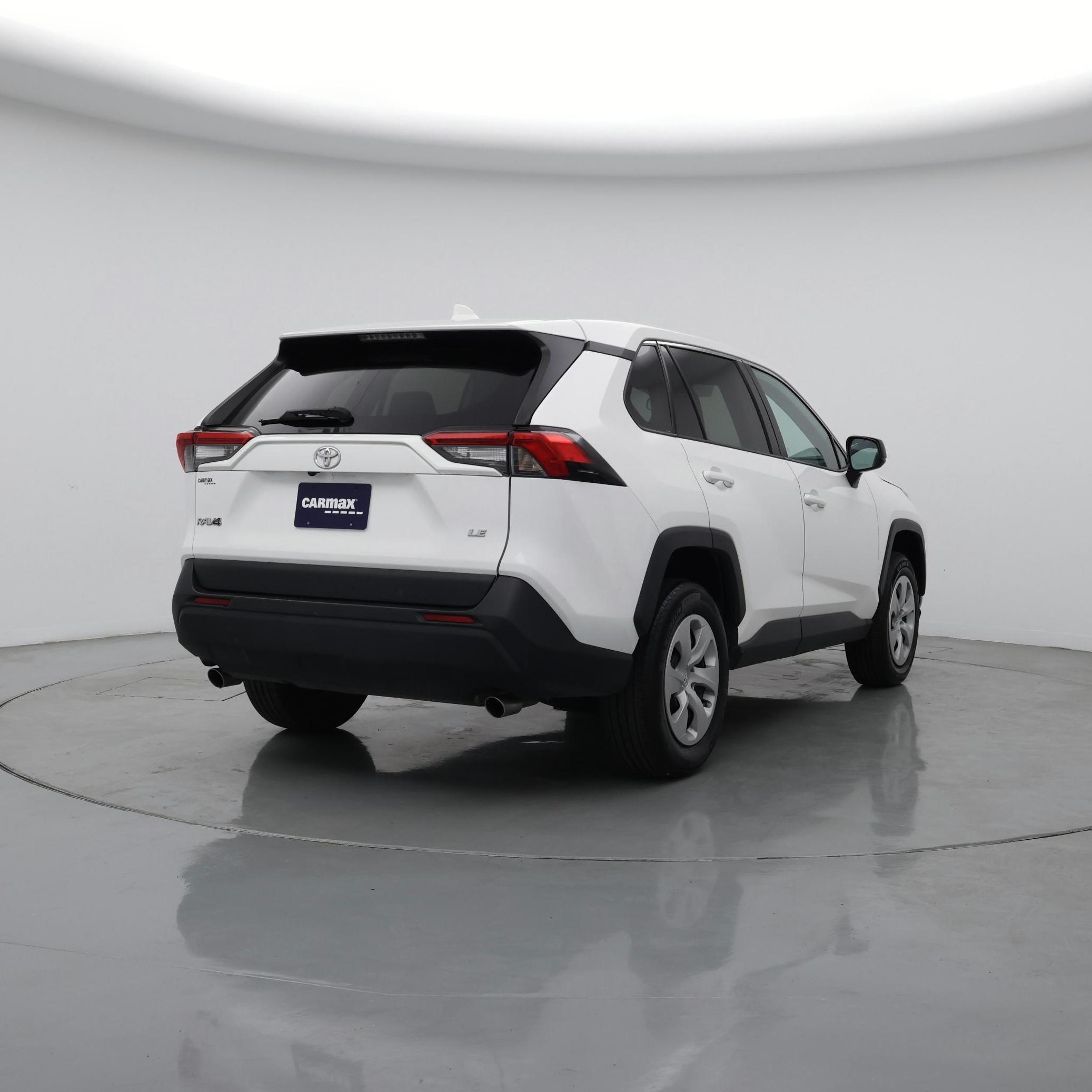 Thumbnail: 2024 Toyota RAV4 - 8