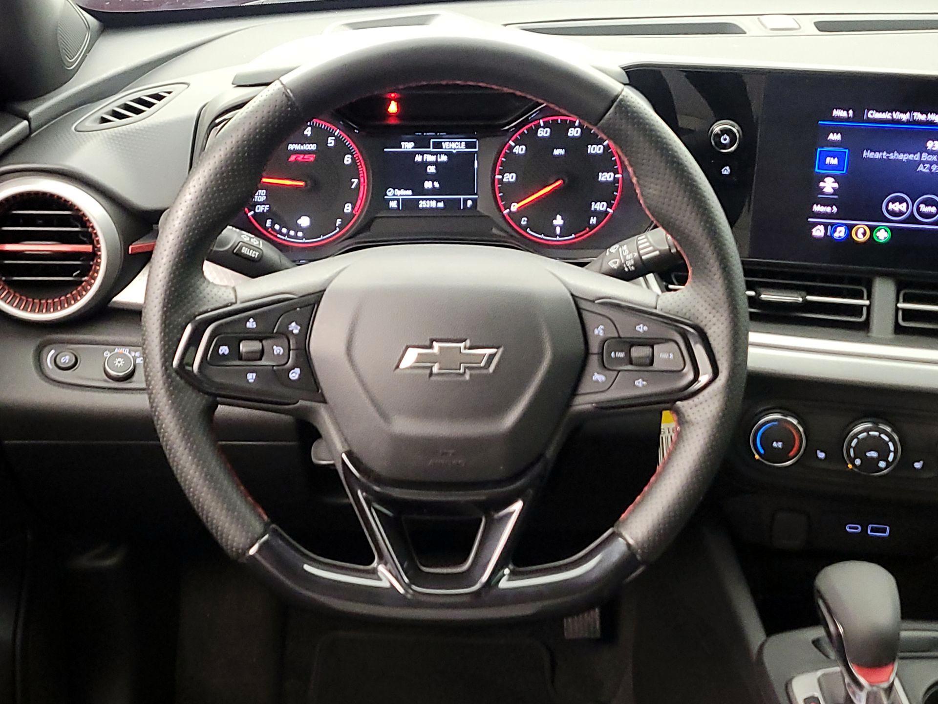 Thumbnail: 2024 Chevrolet Trax - 10