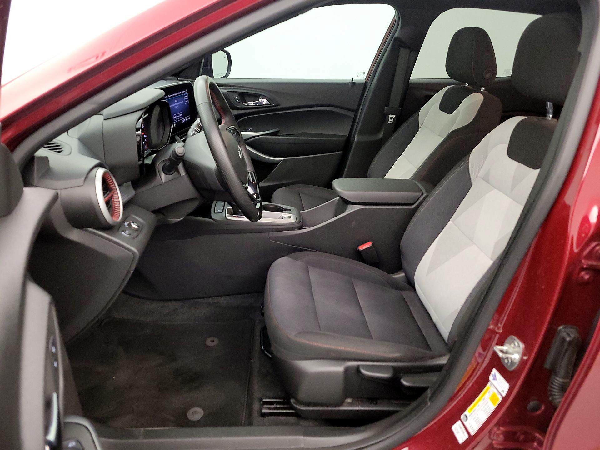 Thumbnail: 2024 Chevrolet Trax - 11