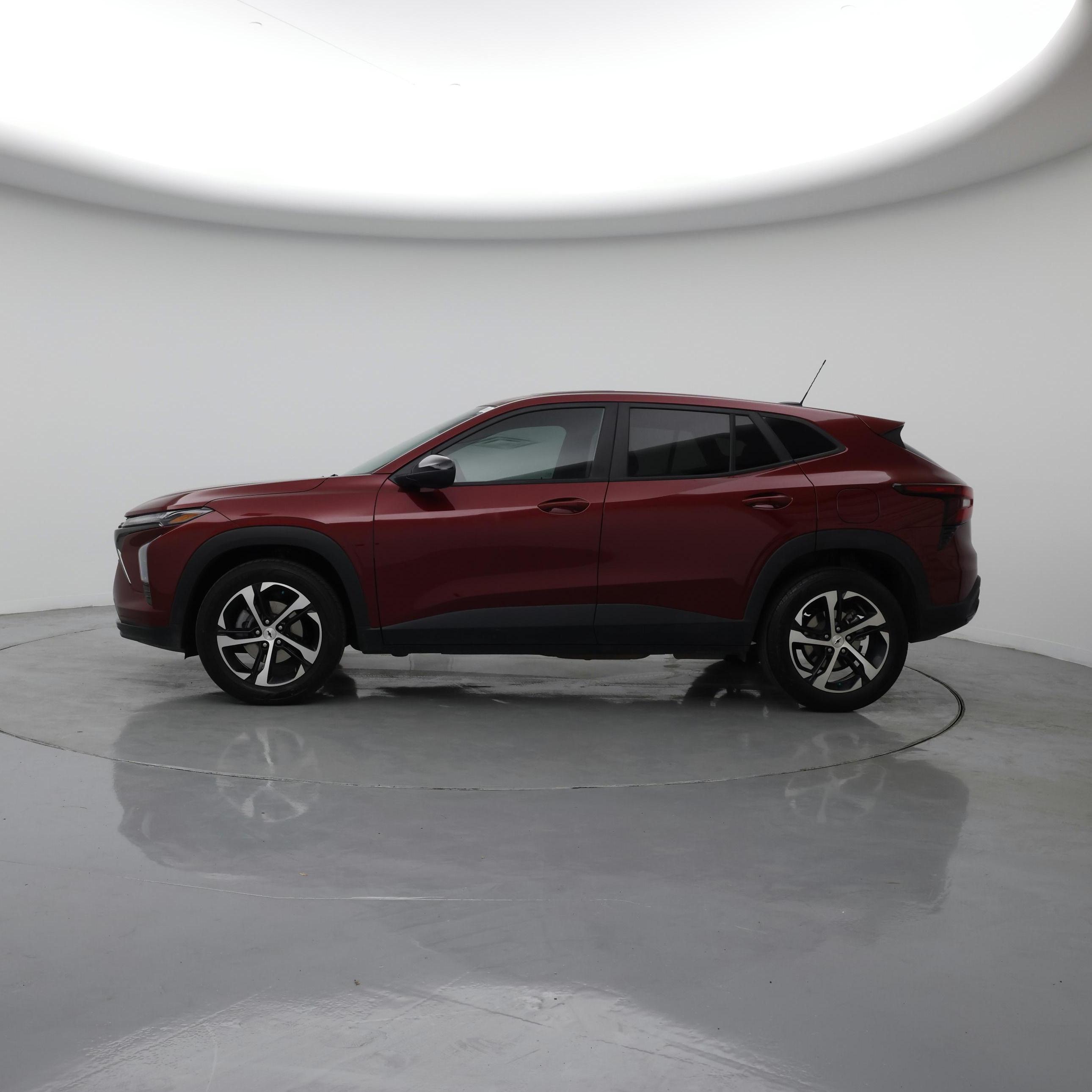 Thumbnail: 2024 Chevrolet Trax - 3