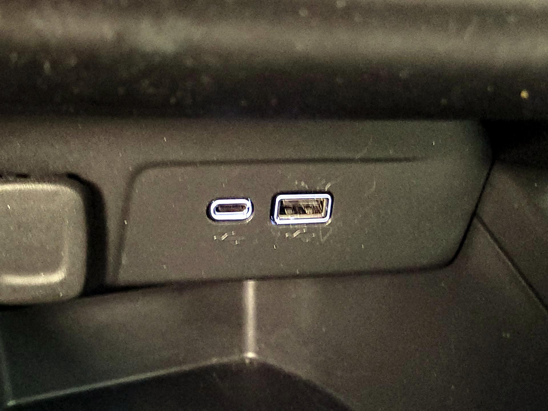 Thumbnail: 2024 Chevrolet Trax - 18