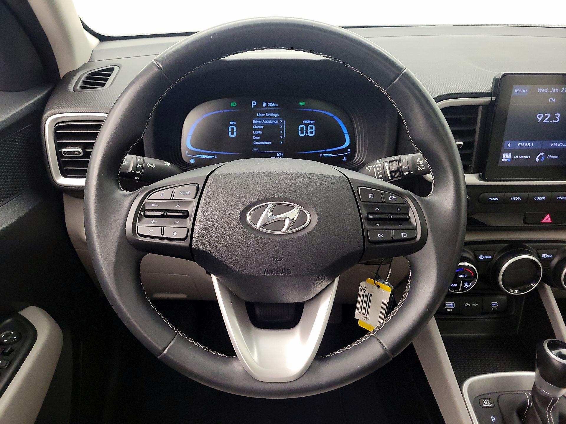 Thumbnail: 2023 Hyundai Venue - 10