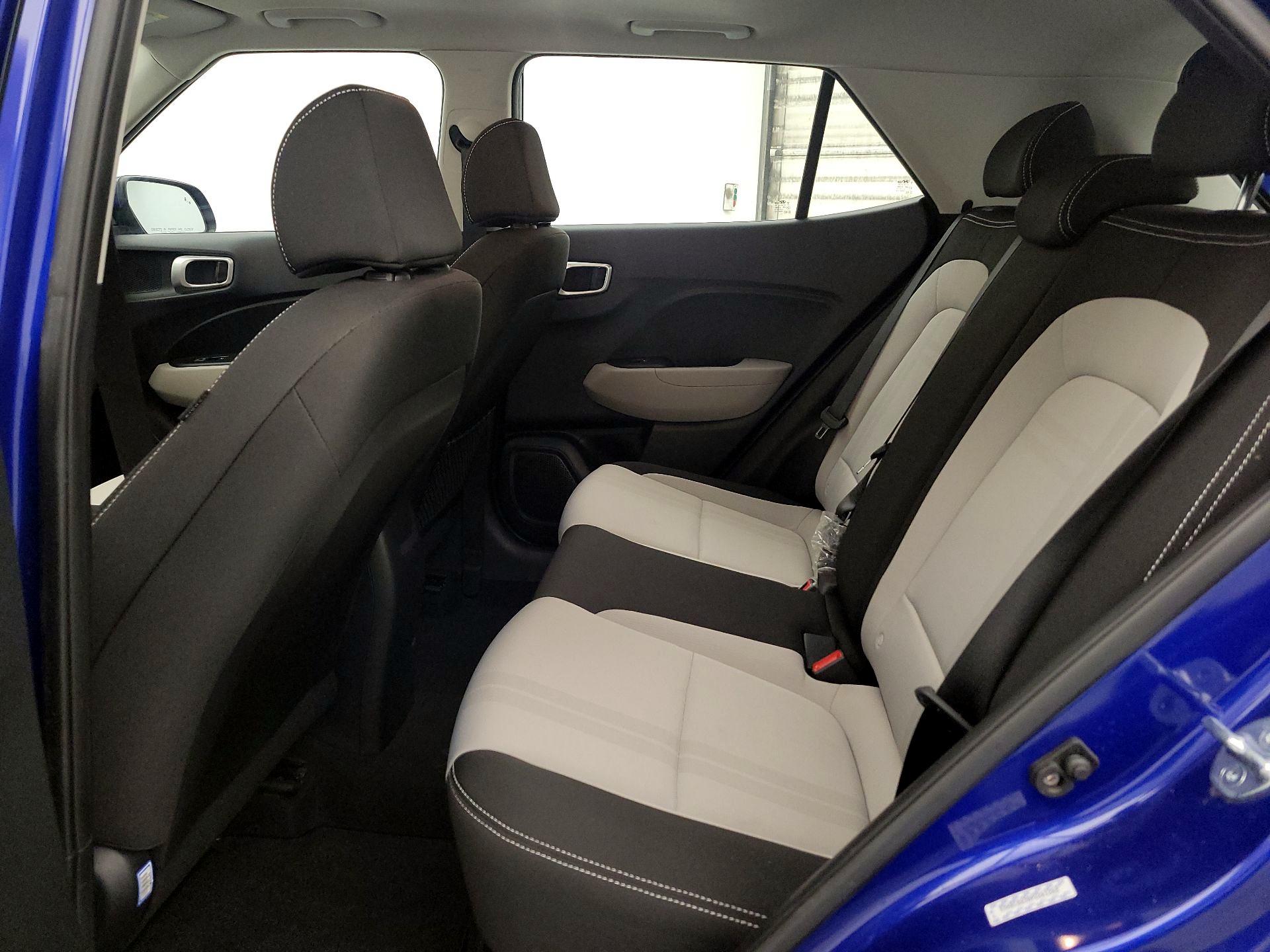 Thumbnail: 2023 Hyundai Venue - 20