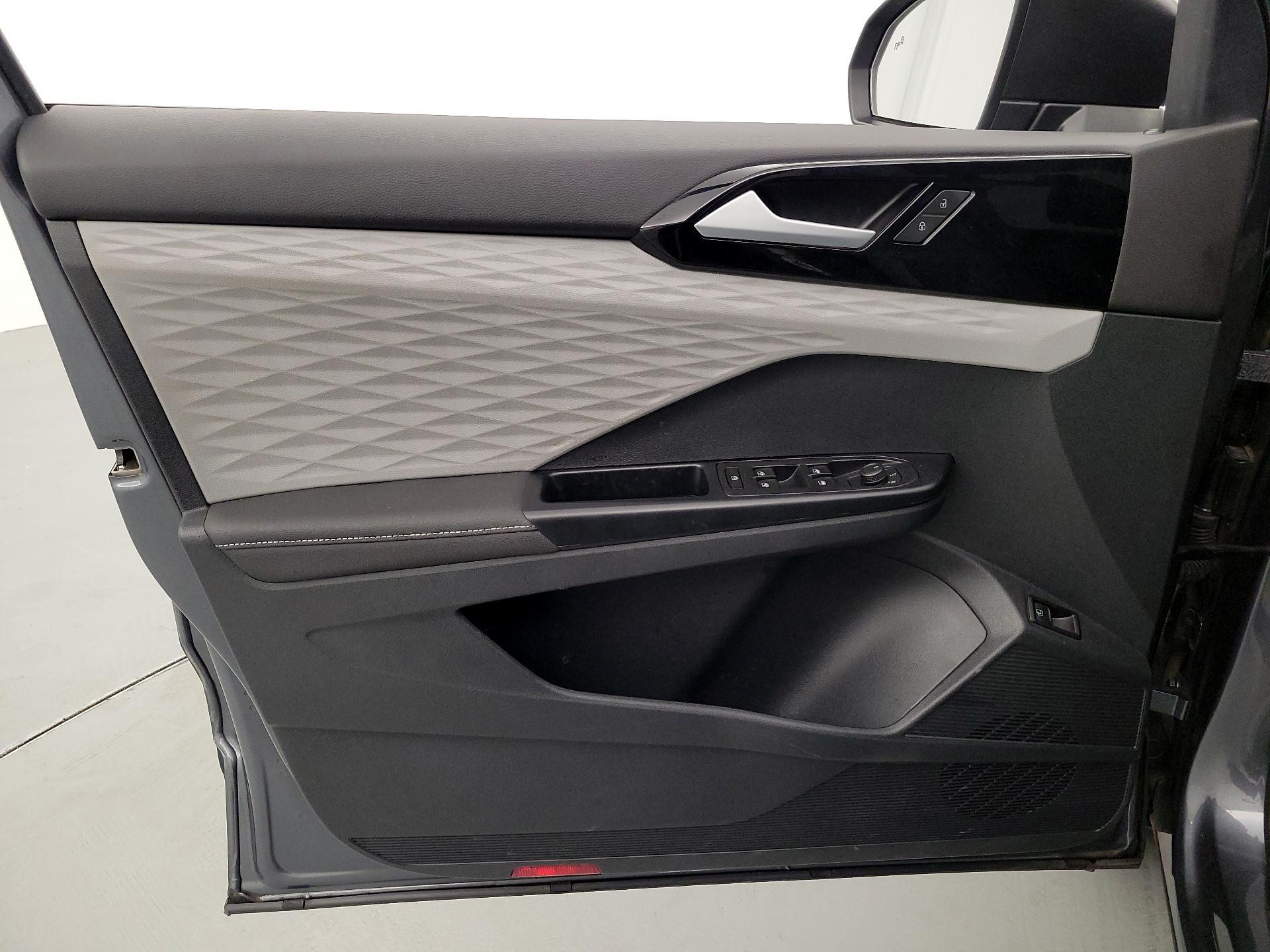 Thumbnail: 2024 Volkswagen Taos - 12