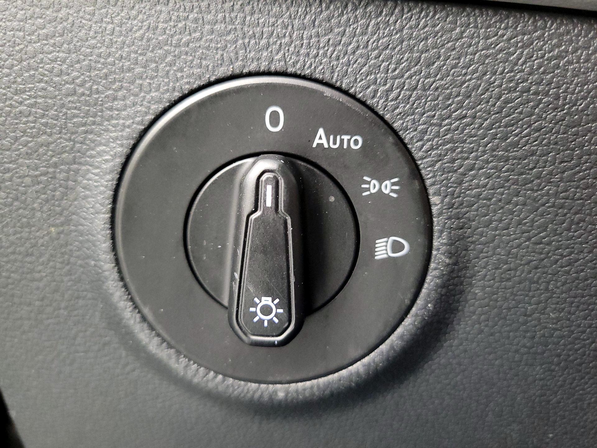 Thumbnail: 2024 Volkswagen Taos - 13