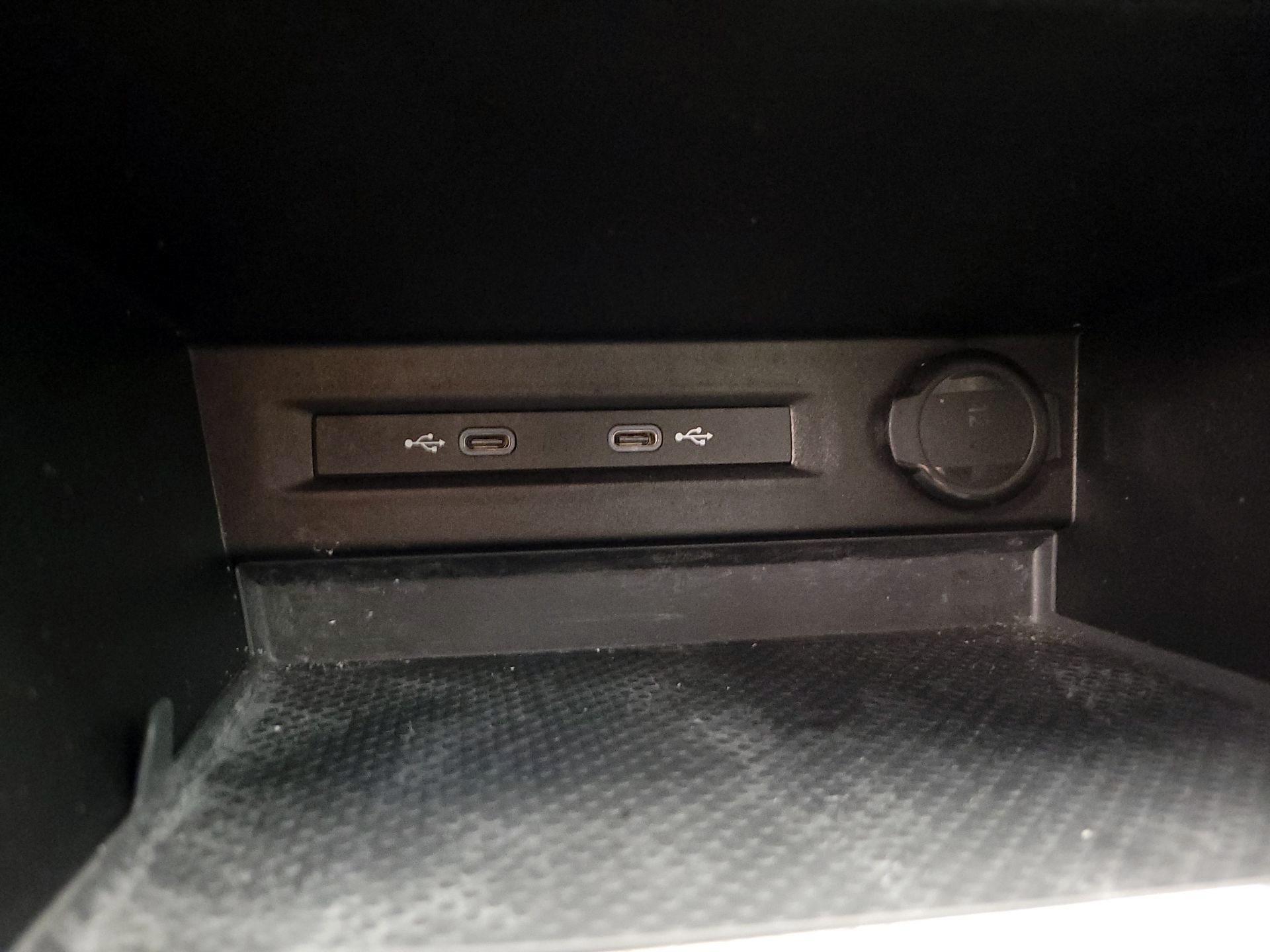 Thumbnail: 2024 Volkswagen Taos - 18