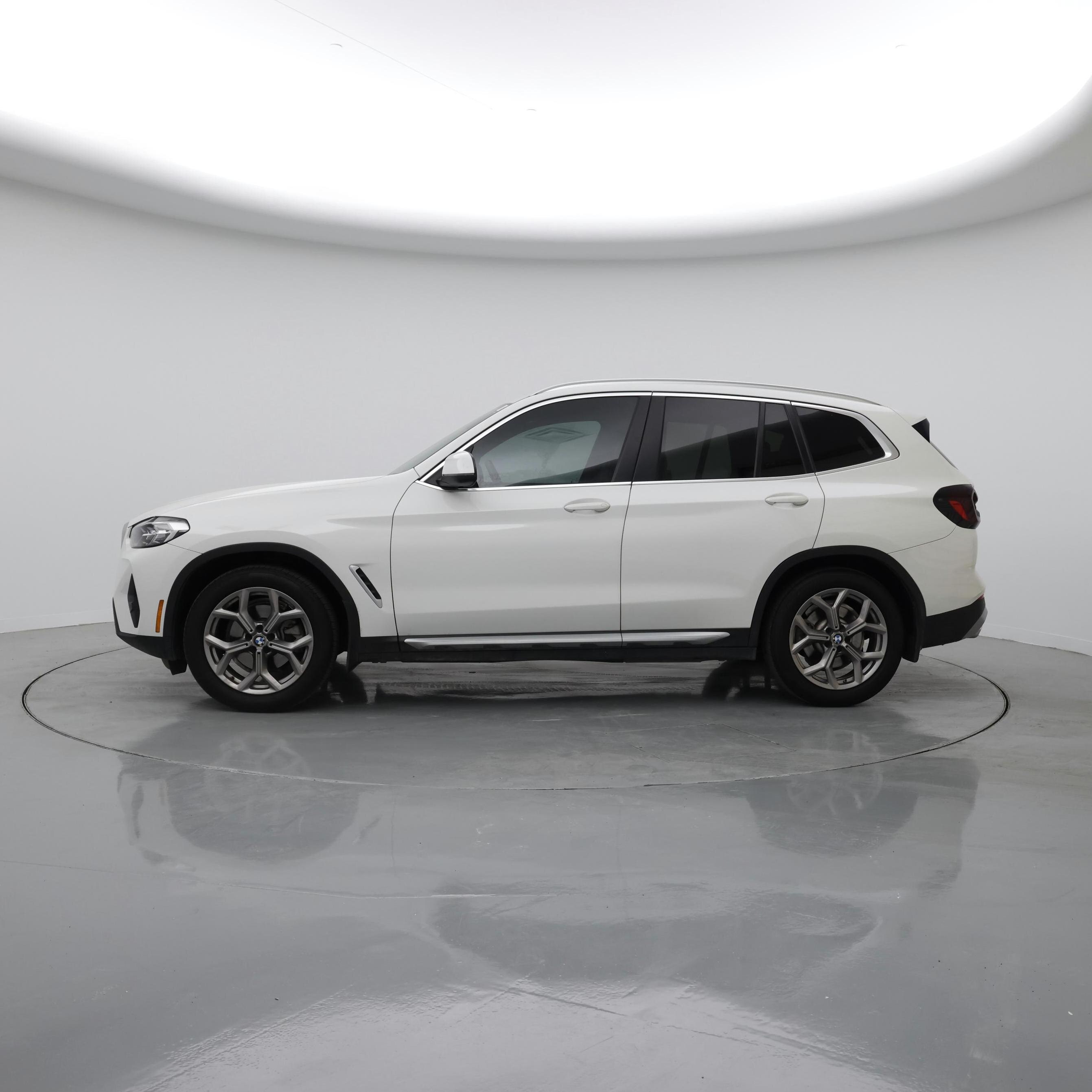 Thumbnail: 2022 BMW X3 - 3