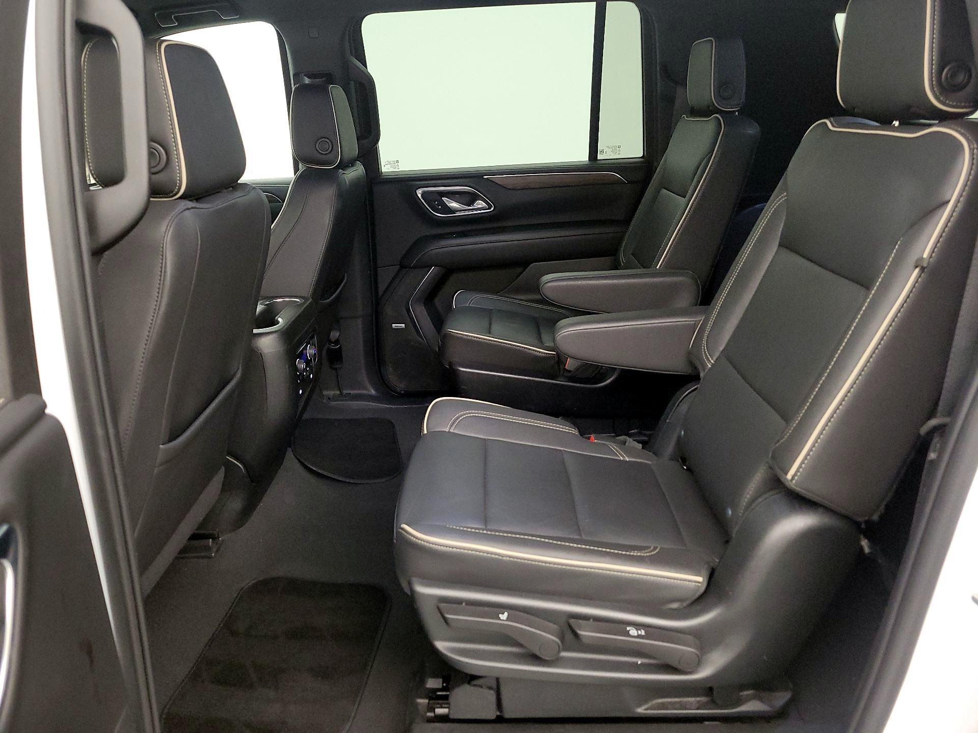 Thumbnail: 2023 Chevrolet Suburban - 19